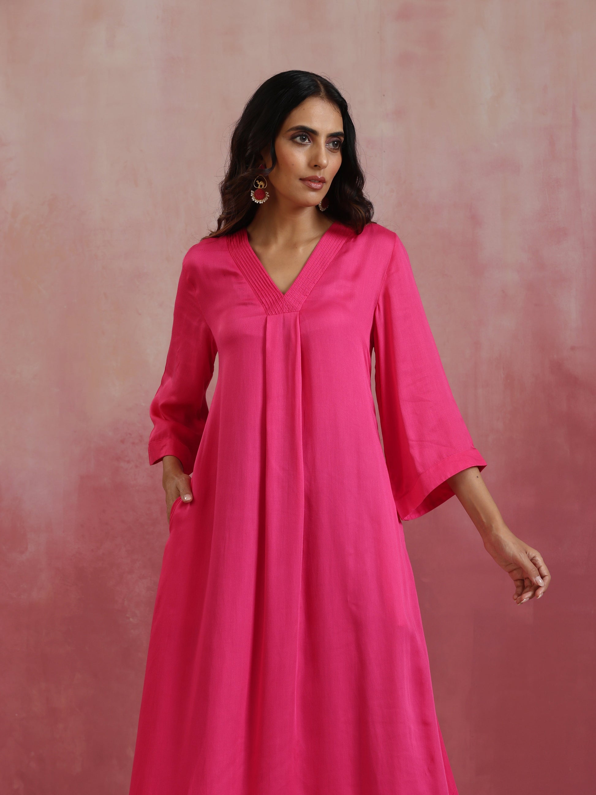 trueBrowns Pink Modal Boxpleat Kurta Set | Swadesiicart