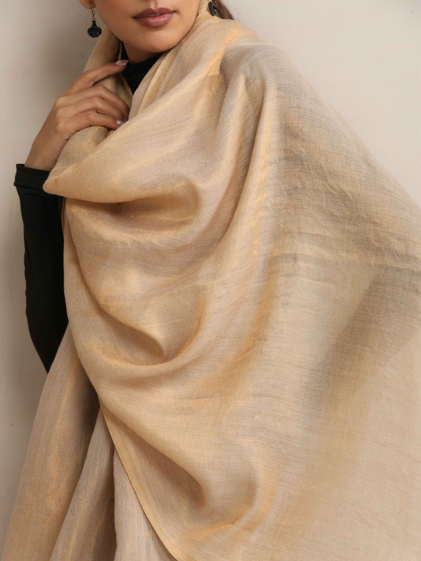 trueBrowns Beige Weave Woollen Stole | Swadesiicart