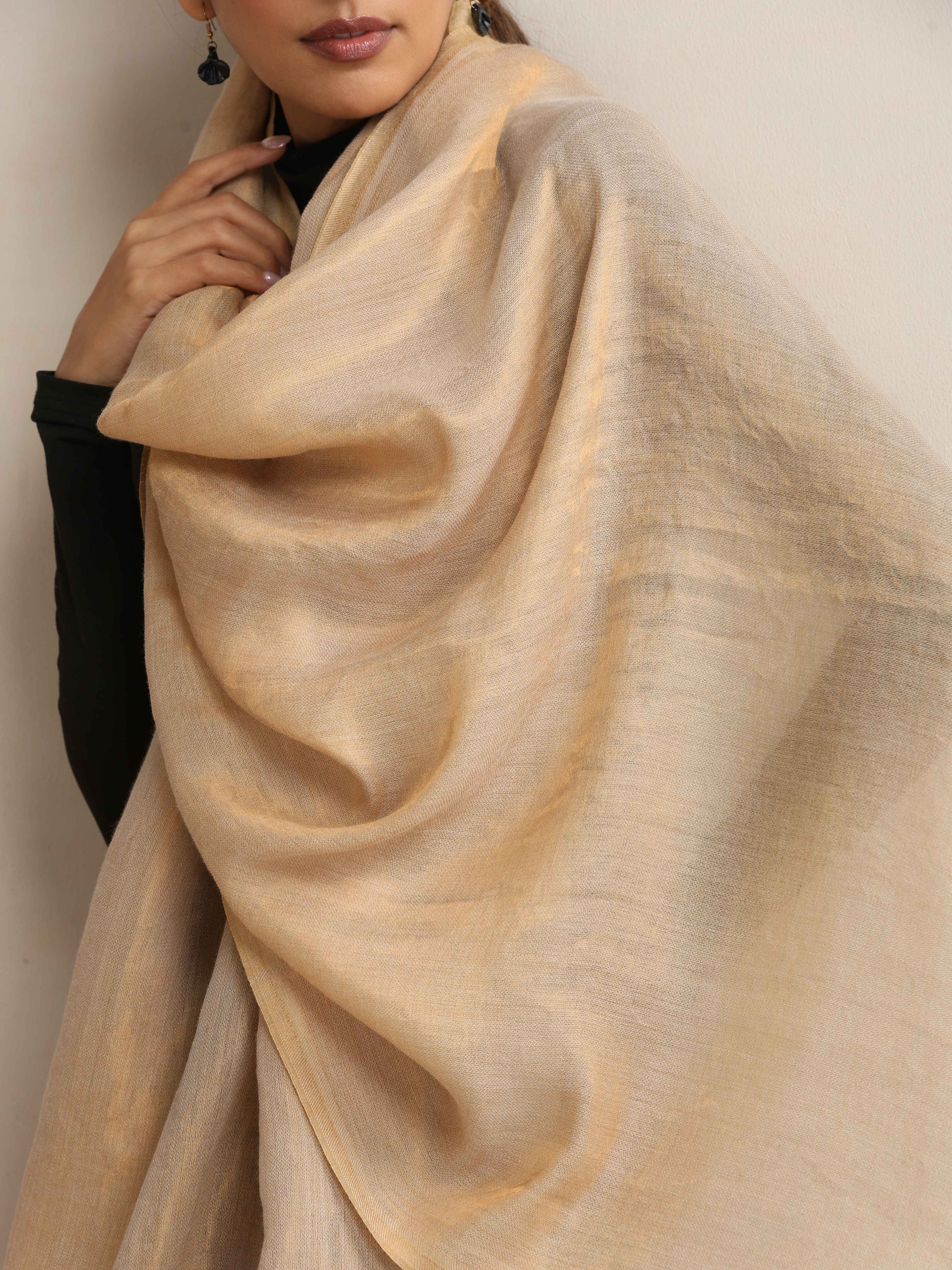 trueBrowns Beige Weave Woollen Stole | Swadesiicart