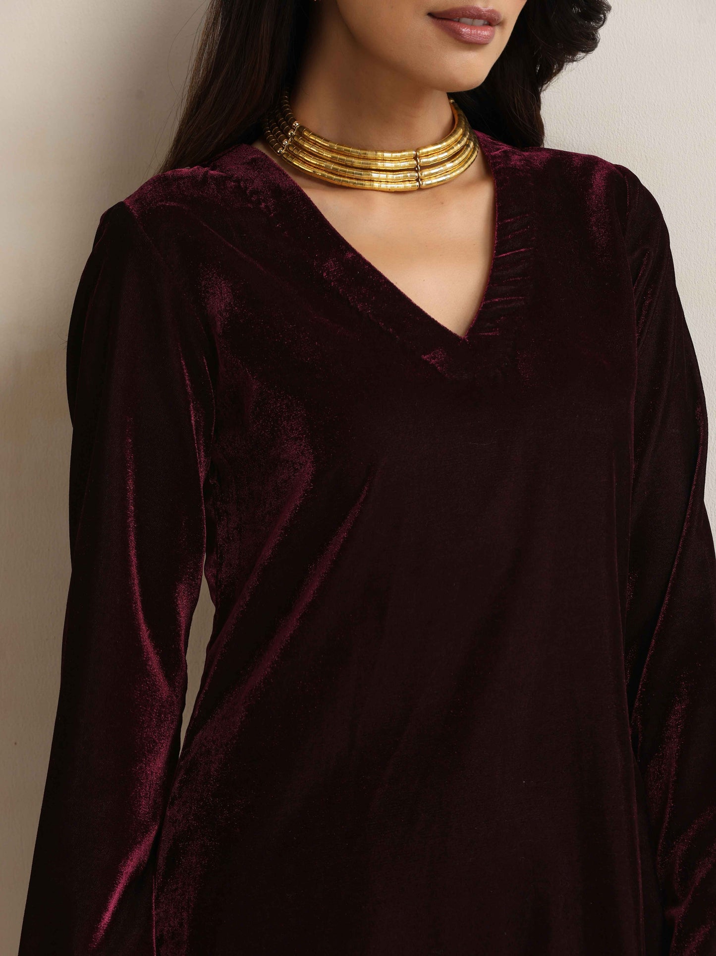 trueBrowns Purple Velvet Kurta Co-ord Set - Swadesiicart