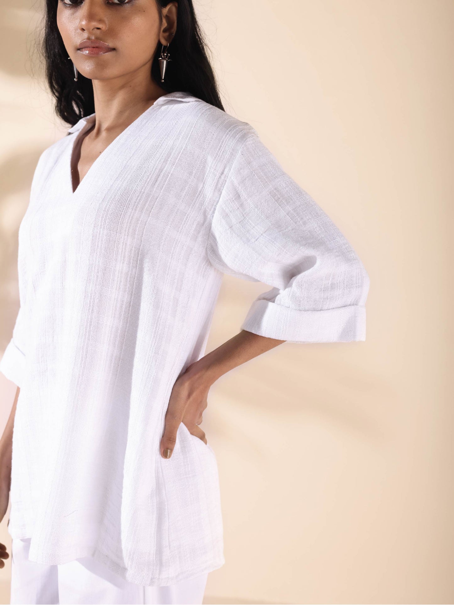 trueBrowns White Cotton Dobby V-Neck Co-ord Set - Swadesiicart