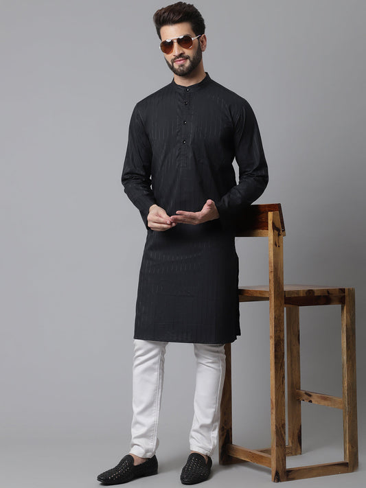 Even Apparels Black Solid Kurta With Band Collar | Swadesiicart