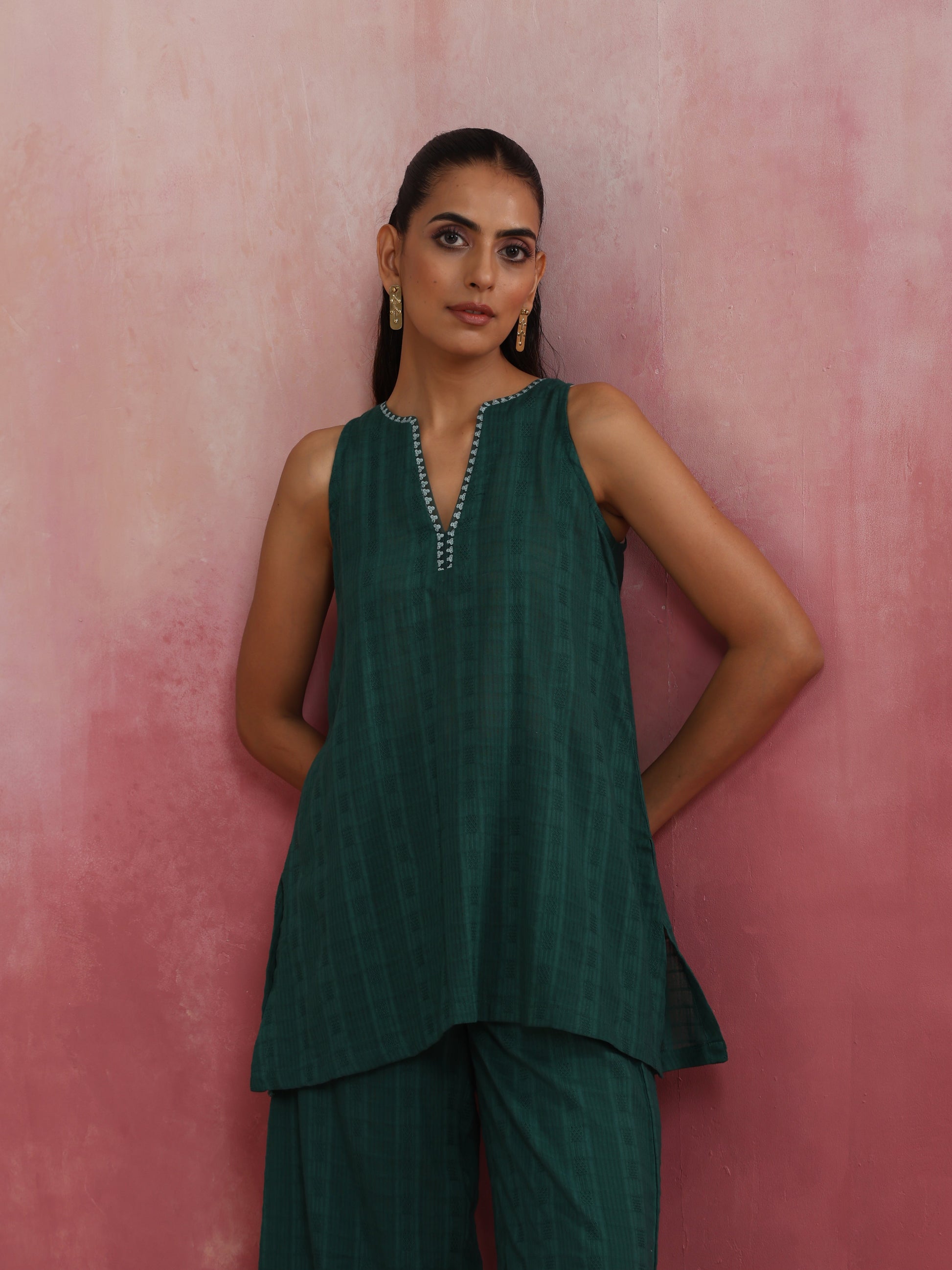 trueBrowns Dark Green Cotton Dobby Kurta Co-ord set - Swadesiicart