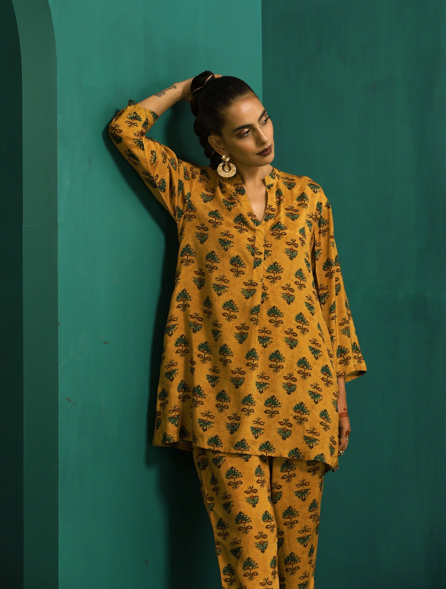trueBrowns Mustard Flower Stem Muslin Silk Printed Relaxed Co-ord Set - Swadesiicart