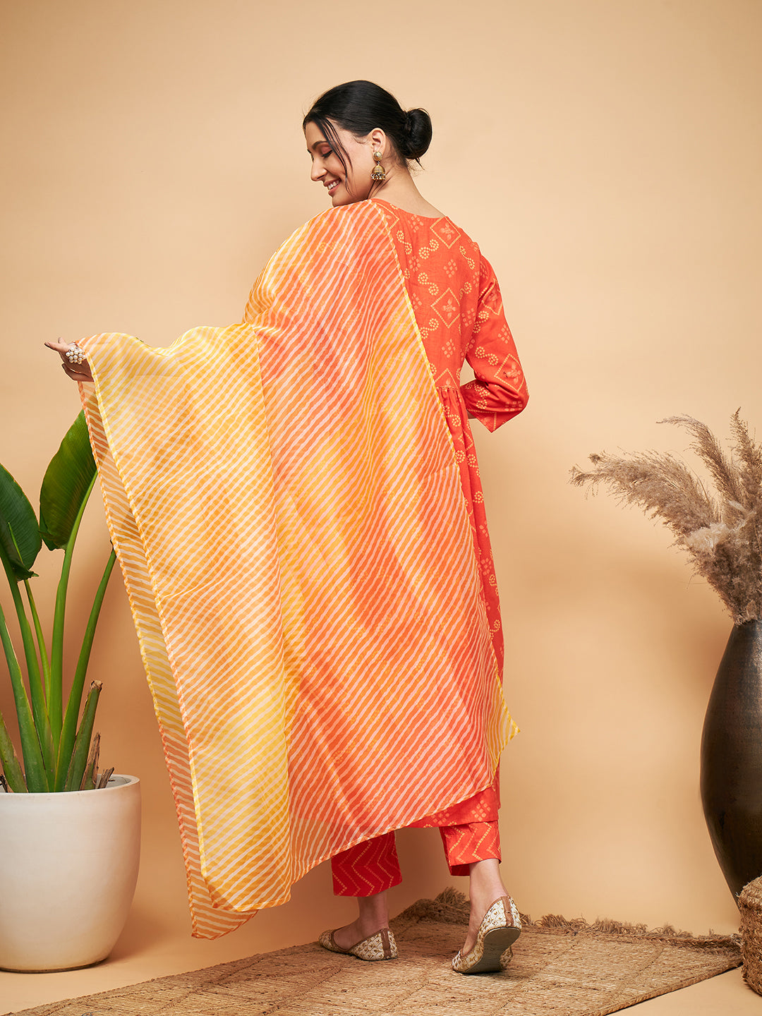 InWeave Women's Orange S Print Alia Cut Gota Work Kurta Set W Mustard Le Du - Swadesiicart