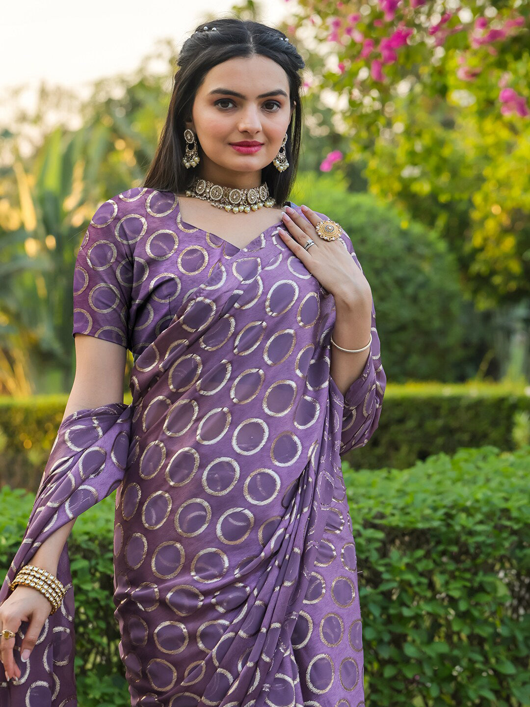 Tikhi Imli Geometric Woven Design Ready to Wear Saree | Swadesiicart