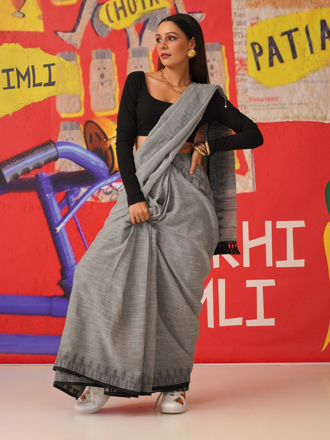 Tikhi Imli Woven Design Cotton Blend Saree | Swadesiicart