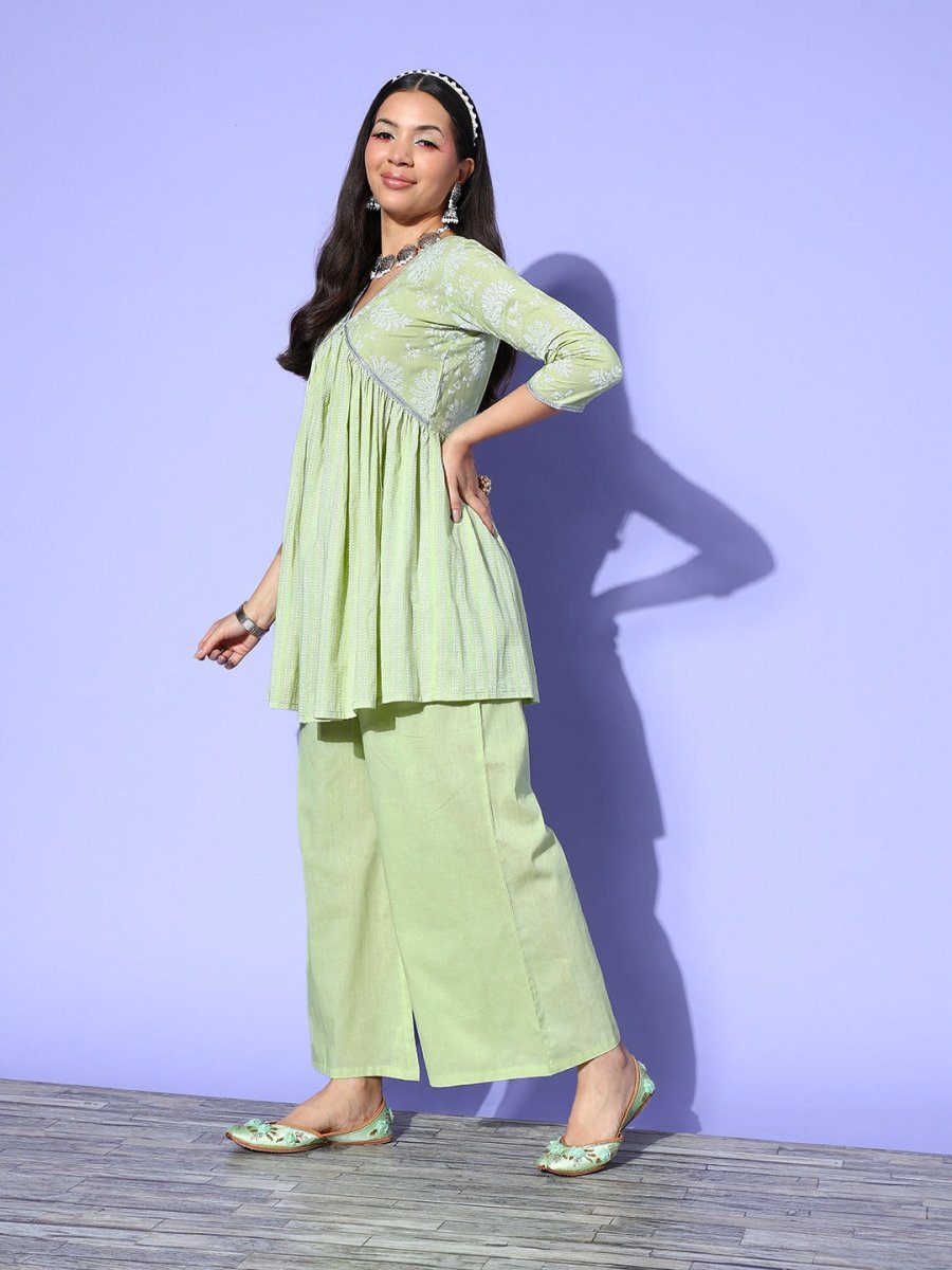 Ahalyaa Printed Tunic with Palazzos | Swadesiicart