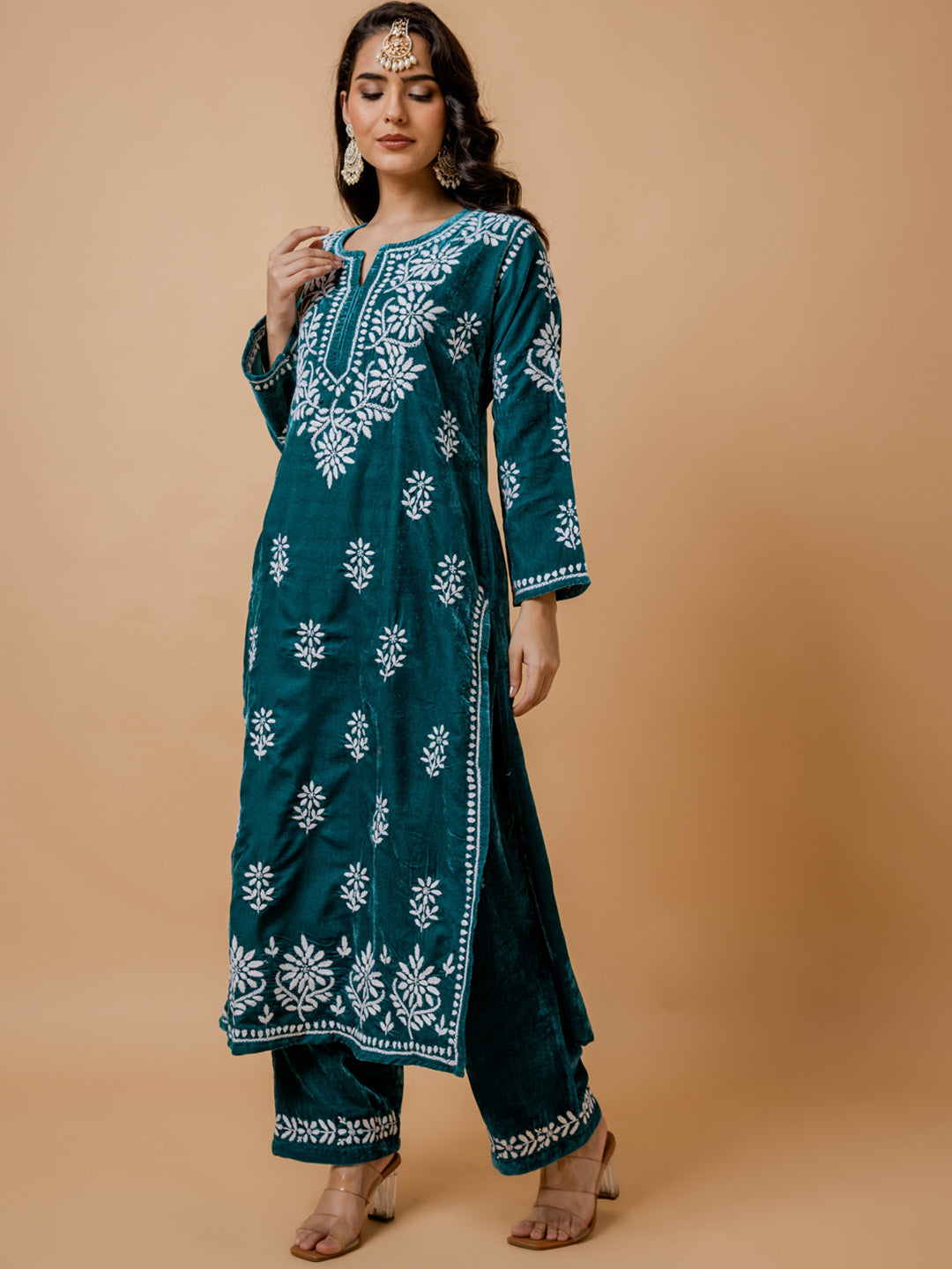 HOUSE OF KARI Ethnic Motifs Embroidered Chikankari Velvet Kurta With Trousers | Swadesiicart