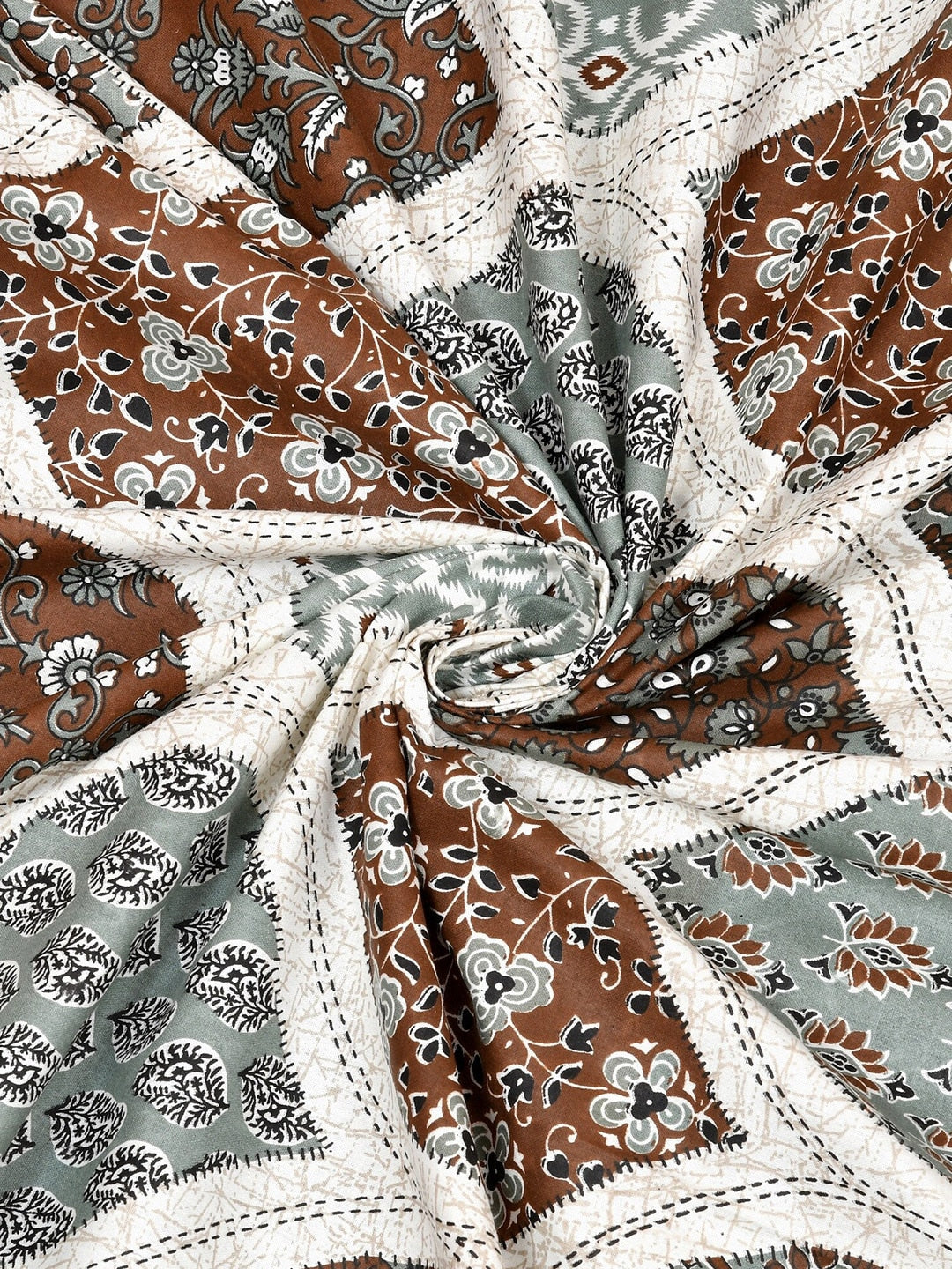 LIVING ROOTS Green & White Ethnic Pure Cotton 300 TC King Bedsheet with 2 Pillow Covers - Swadesiicart