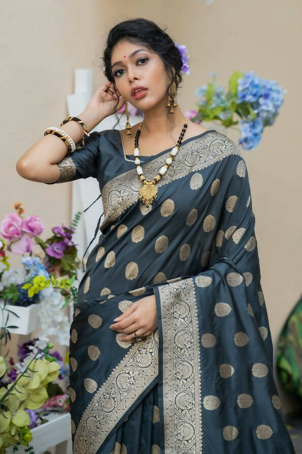Vishnu Weaves Women's Grey Banarasi Silk Floral Zari Woven Saree with Unstitched Blouse - Swadesiicart