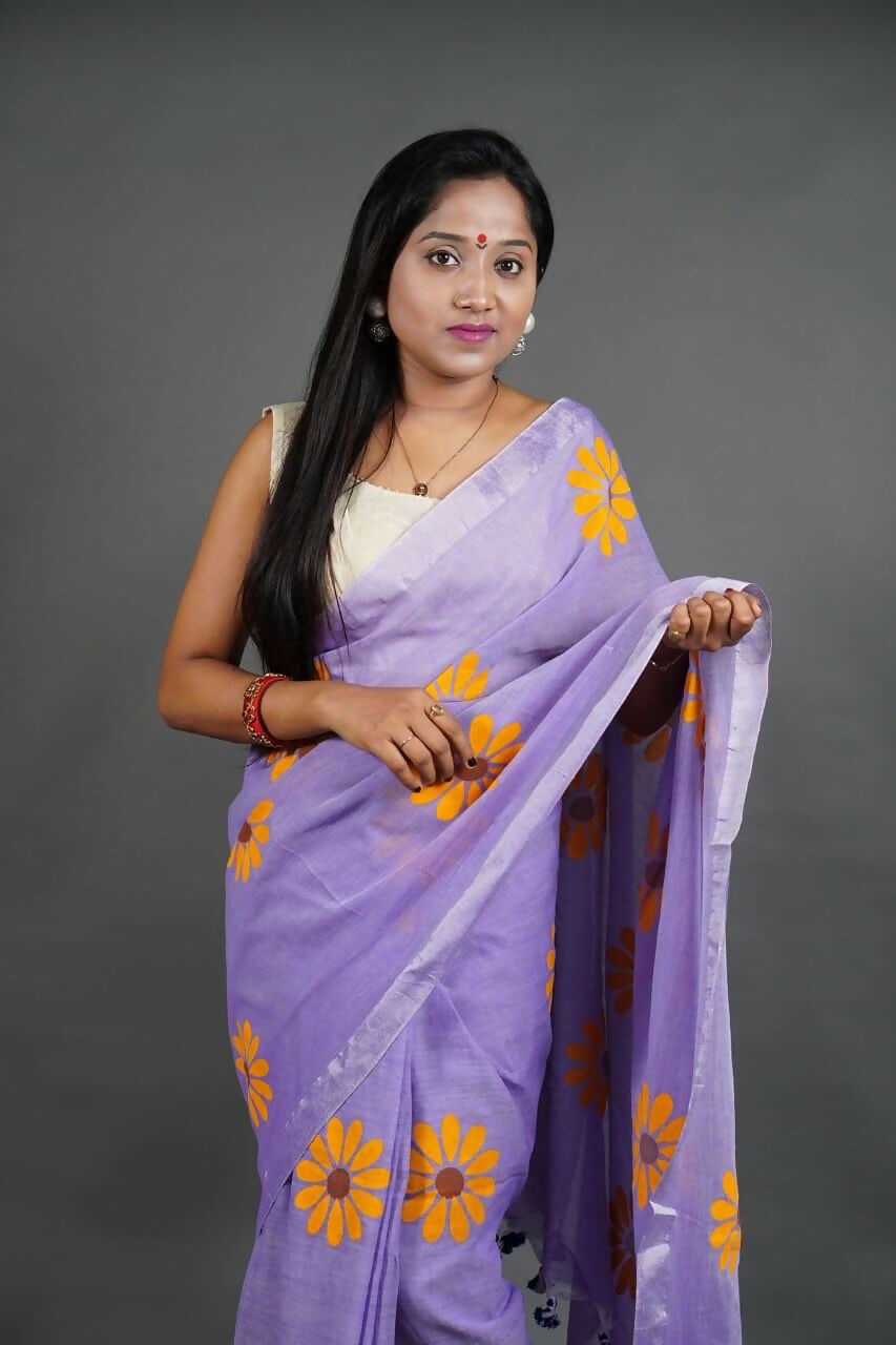 Exclusive Collection Light Violet Pure Cotton Saree With Sunflower Design - Swadesiicart