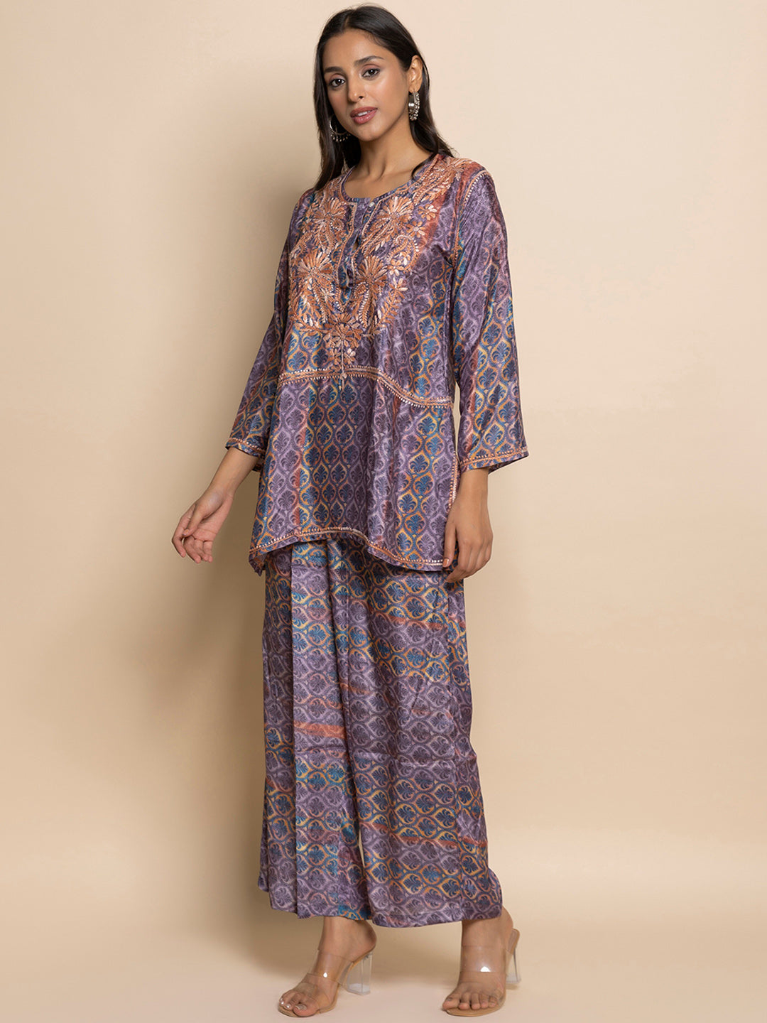 HOUSE OF KARI Floral Embroidered Regular Chikankari Straight Kurta with Palazzos | Swadesiicart