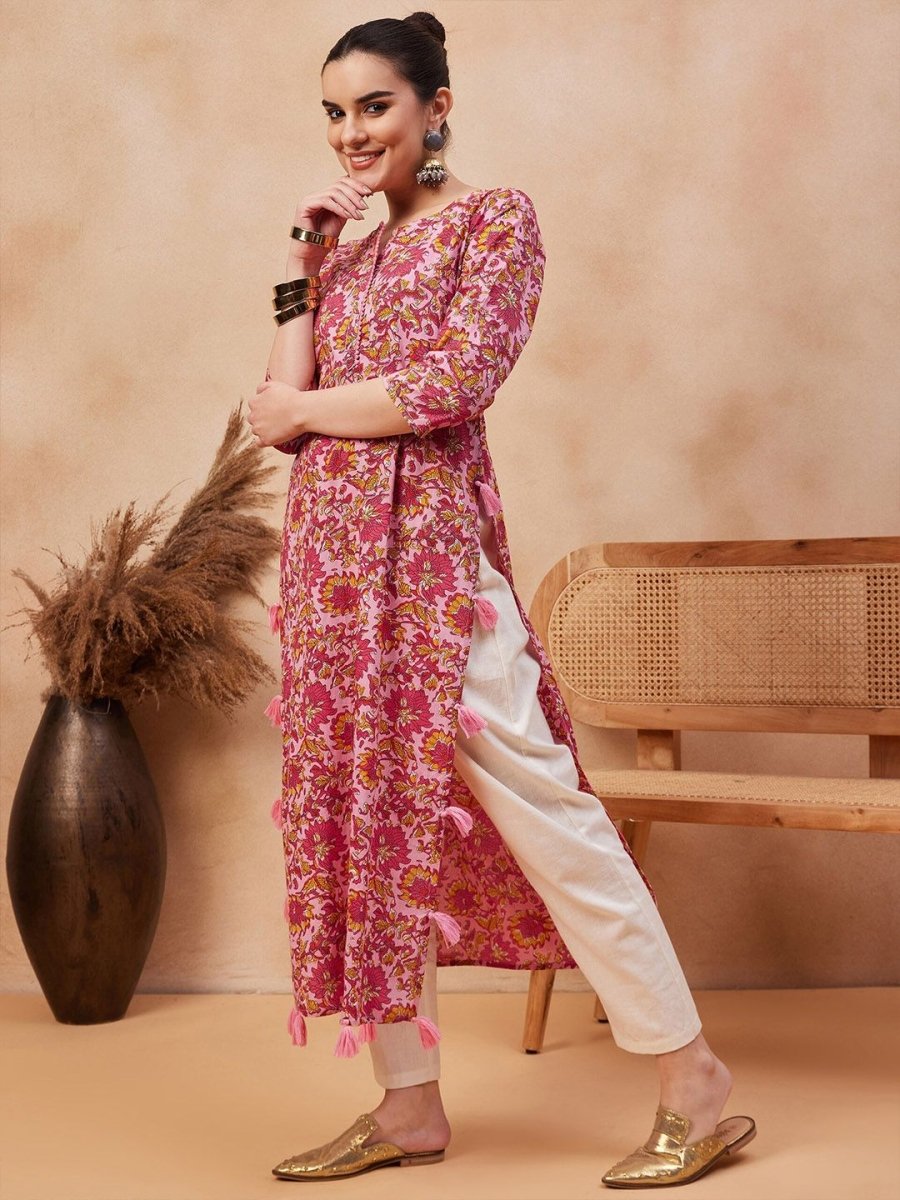 Anouk Floral Printed Round Neck Pure Cotton Straight Kurta - Swadesiicart