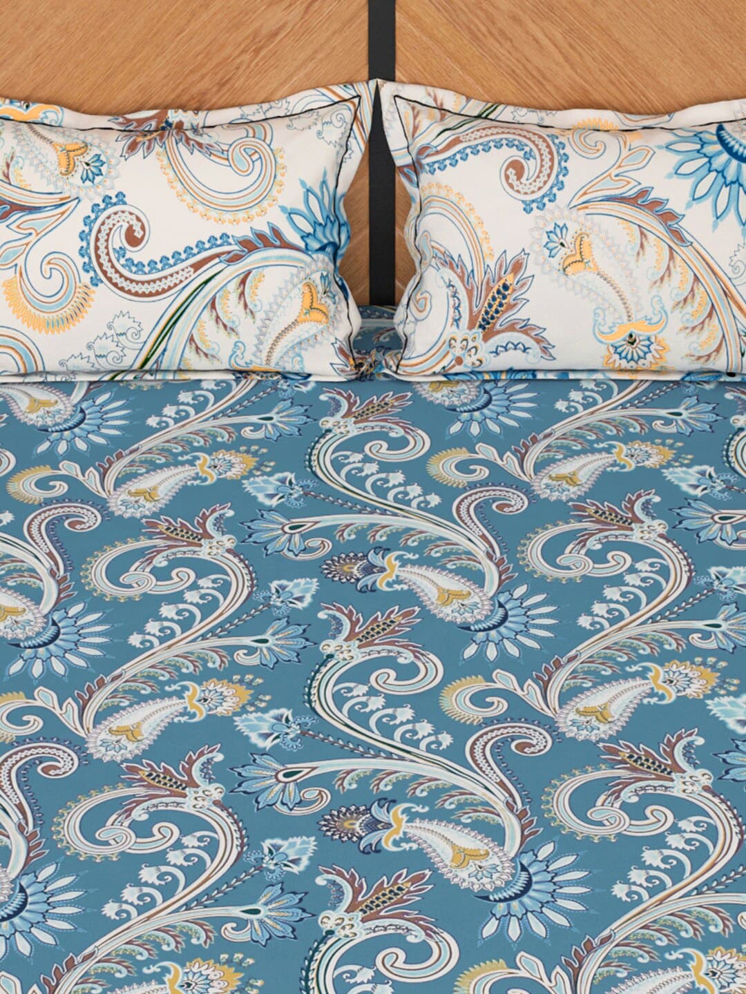 Story@home Blue & Cream-Coloured Ethnic Motifs 180 TC Queen Bedsheet With 2 Pillow Covers - Swadesiicart