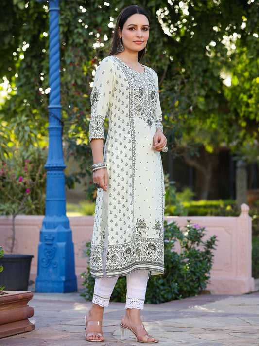 Juniper Women's Green Rayon Staple Kalamkari Floral Placement Printed Kurta | Swadesiicart