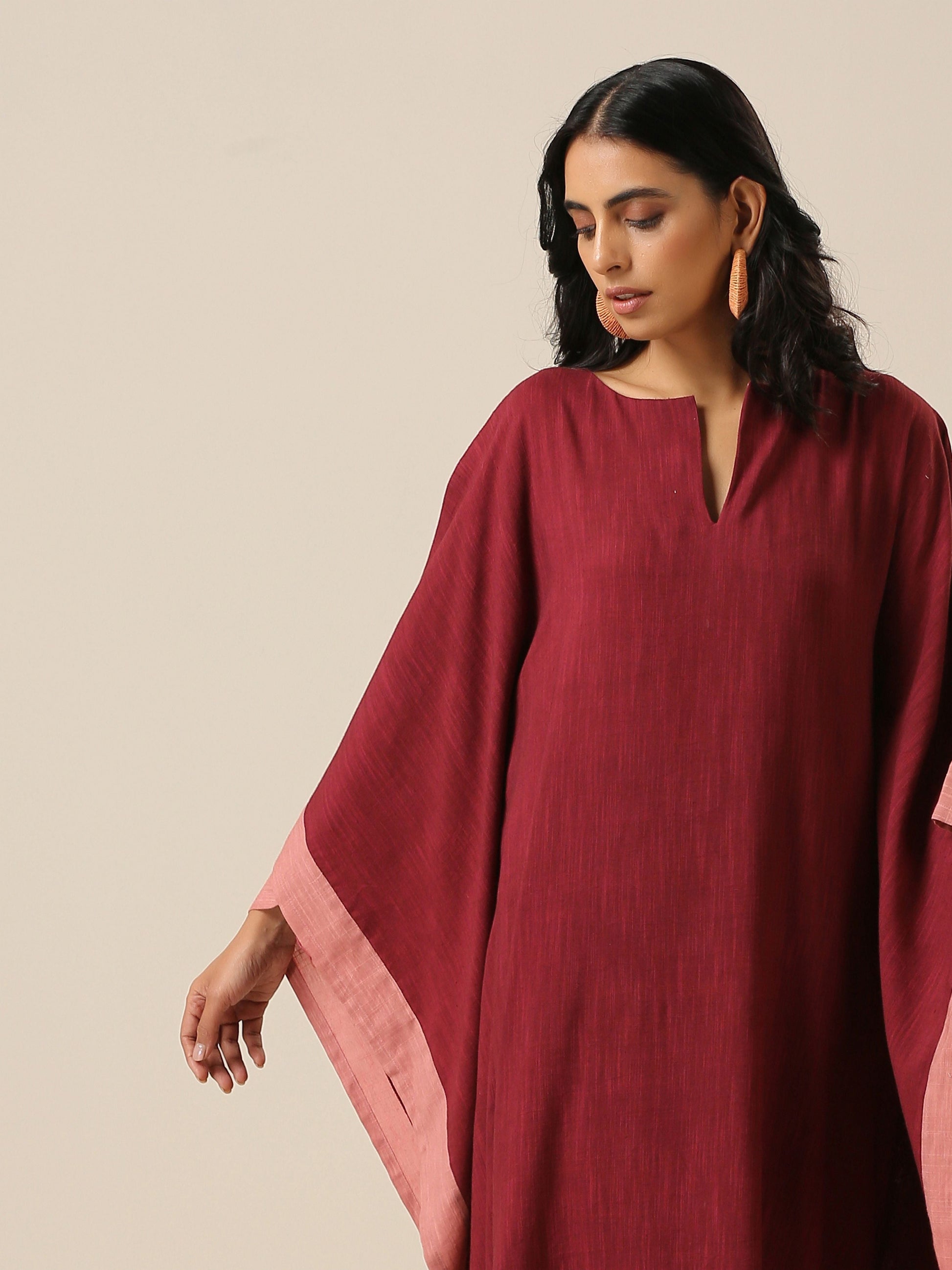 trueBrowns Ruby Wine Slub Texture High Low Kaftan Pant Set | Swadesiicart