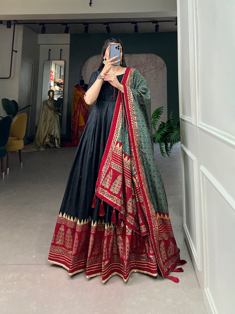 Lorenvalley Black Tussar Silk Print With Foil Print Gown with Dupatta | Swadesiicart