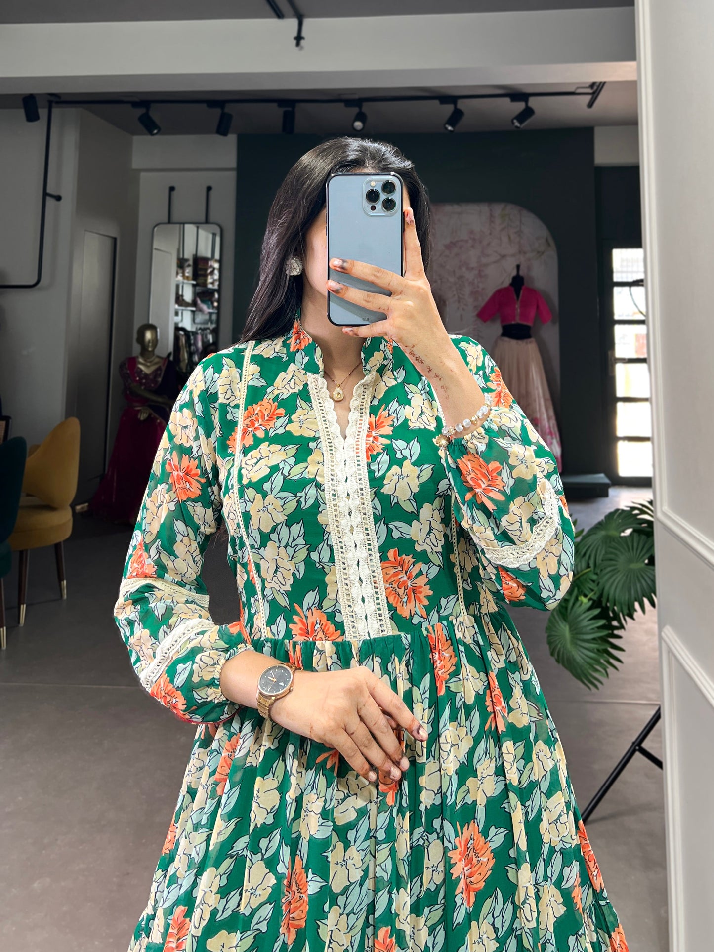 Lorenvalley Green Georgette Floral Print Gown | Swadesiicart