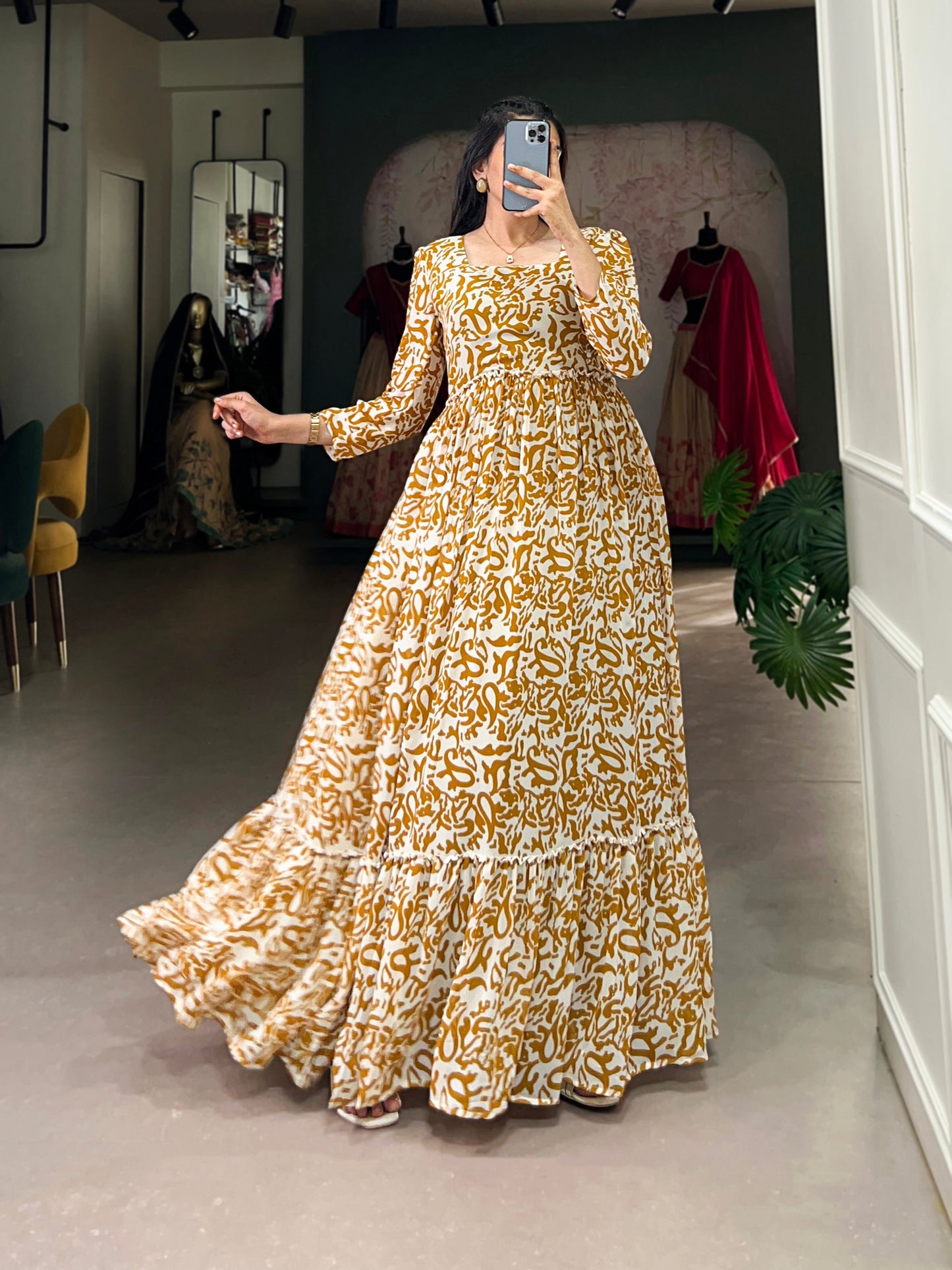 Lorenvalley Mustad Georgette Printed Gown | Swadesiicart