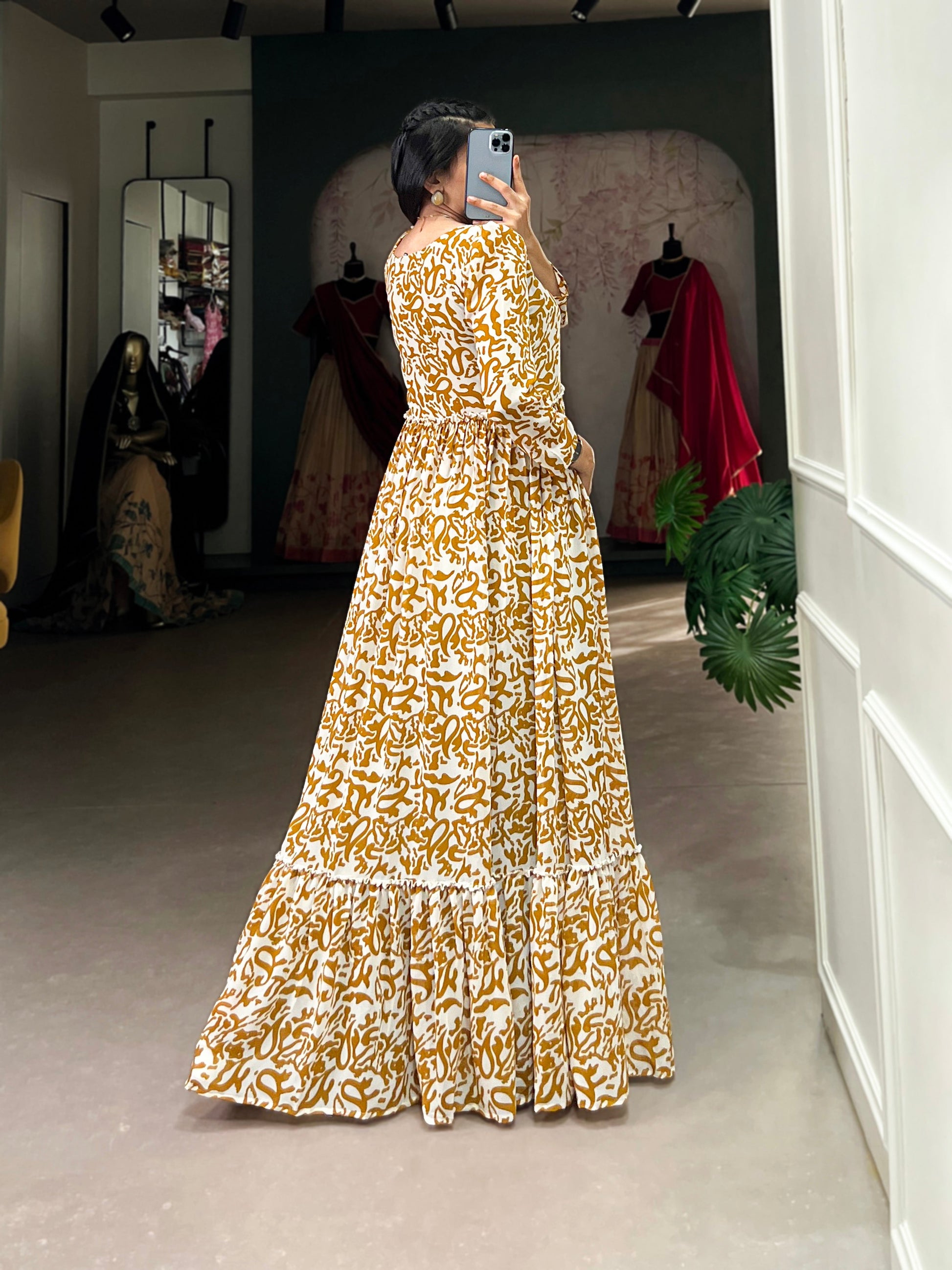 Lorenvalley Mustad Georgette Printed Gown | Swadesiicart