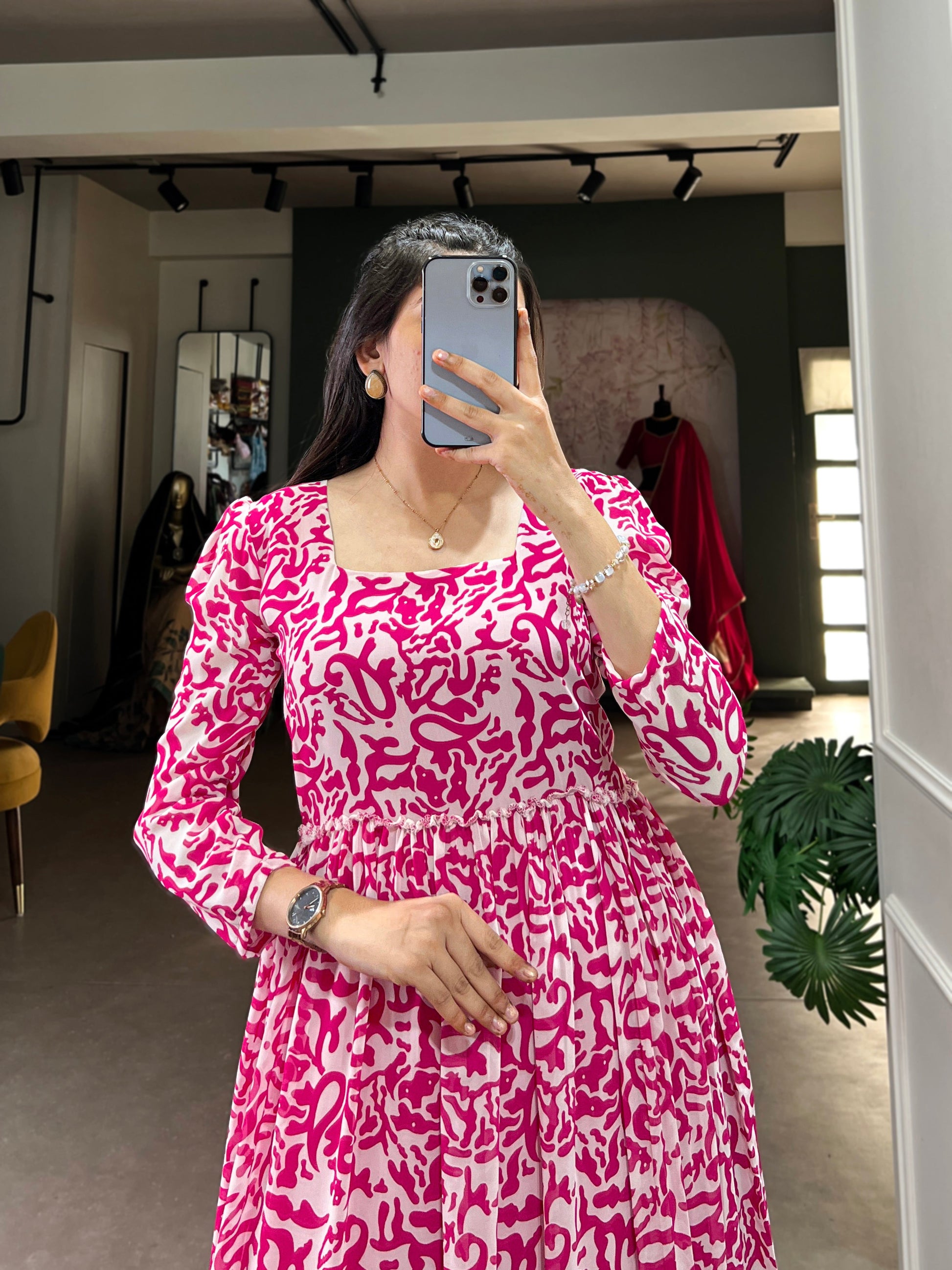 Lorenvalley Pink Georgette Printed Gown | Swadesiicart