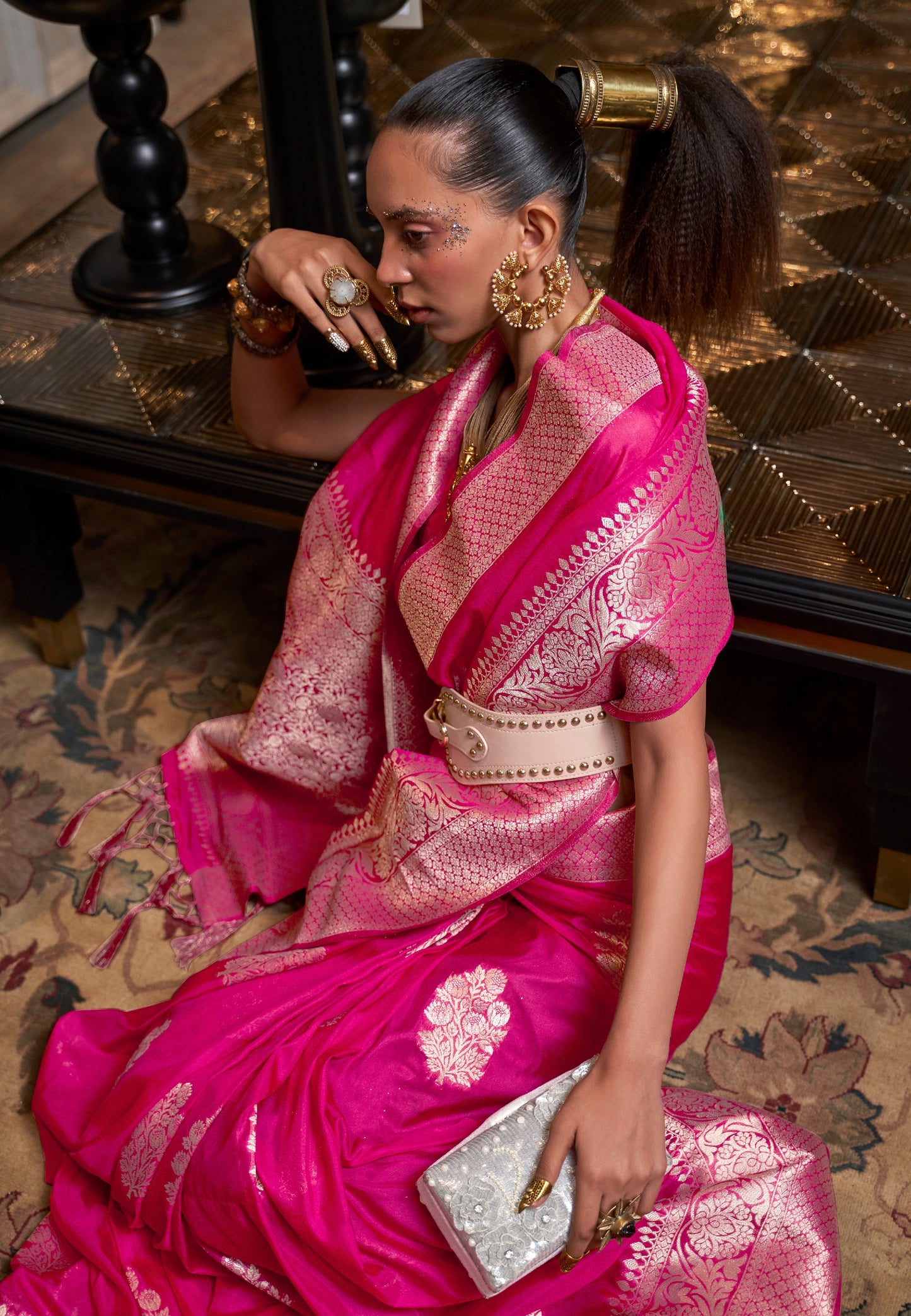 Monjolika Fashion Rani Pink Color Handloom Khadi Georgette Tradtional Saree | Swadesiicart