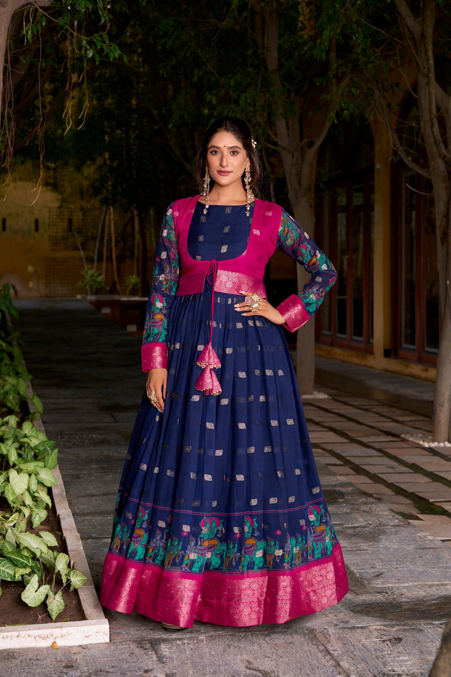 Lorenvalley Fashion Navyblue Poly Cotton Kalamkari Print With Zari Weaving Work Border Gown with Koti | Swadesiicart
