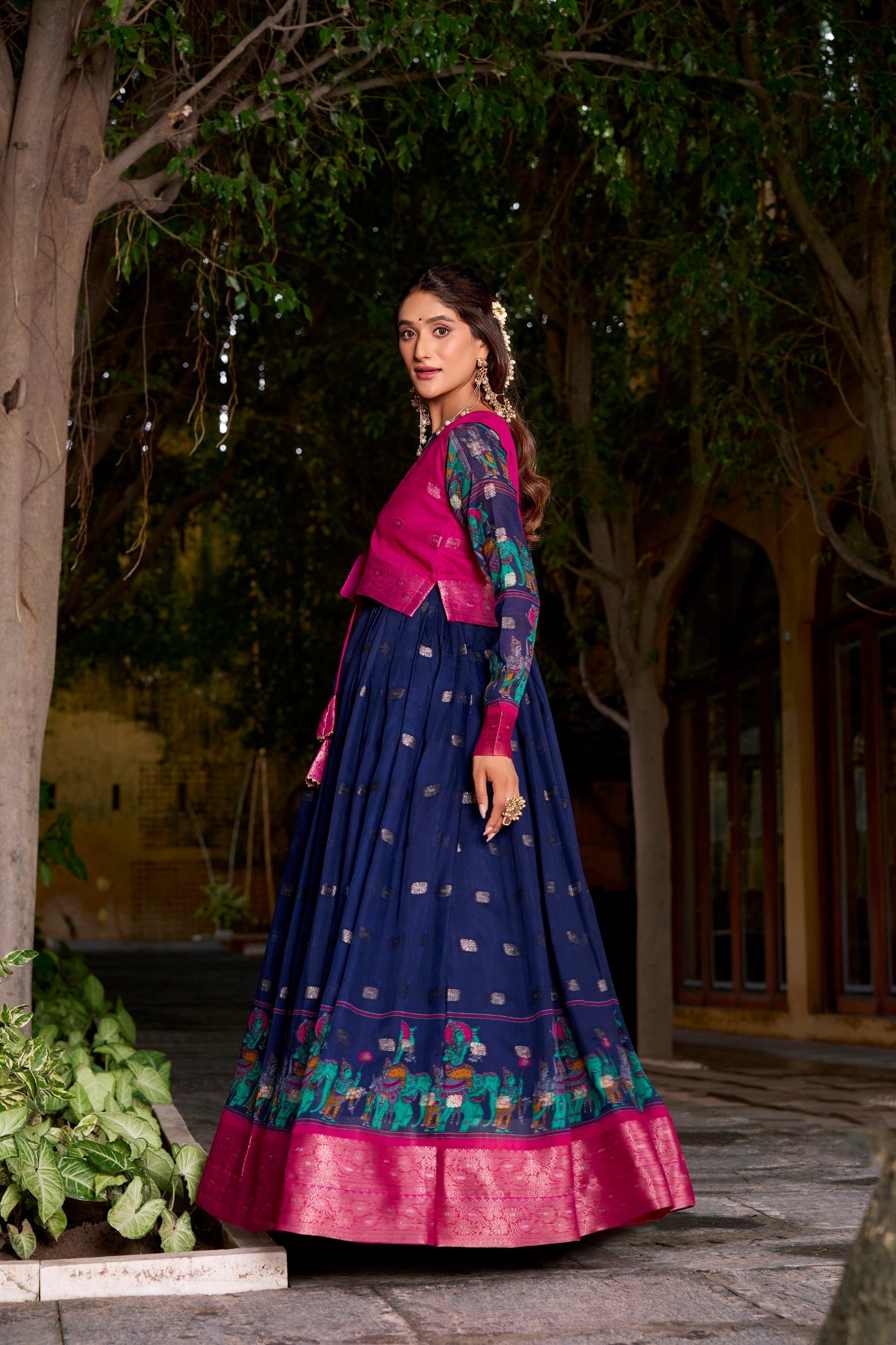 Lorenvalley Fashion Navyblue Poly Cotton Kalamkari Print With Zari Weaving Work Border Gown with Koti | Swadesiicart
