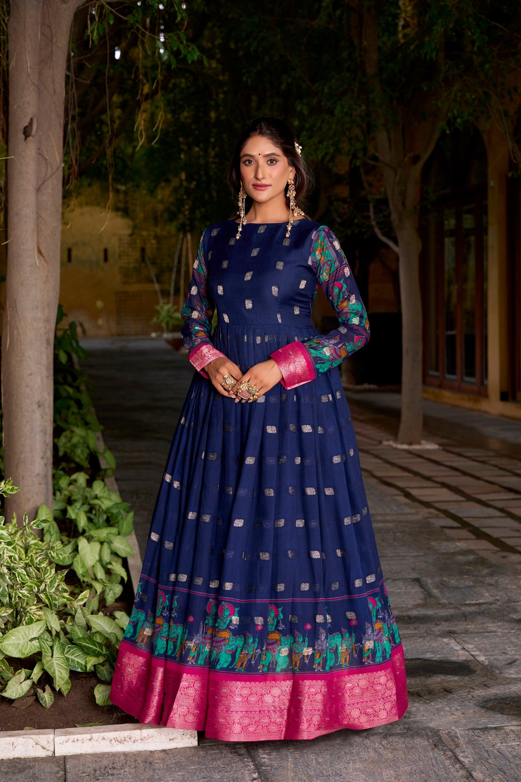 Lorenvalley Fashion Navyblue Poly Cotton Kalamkari Print With Zari Weaving Work Border Gown with Koti | Swadesiicart