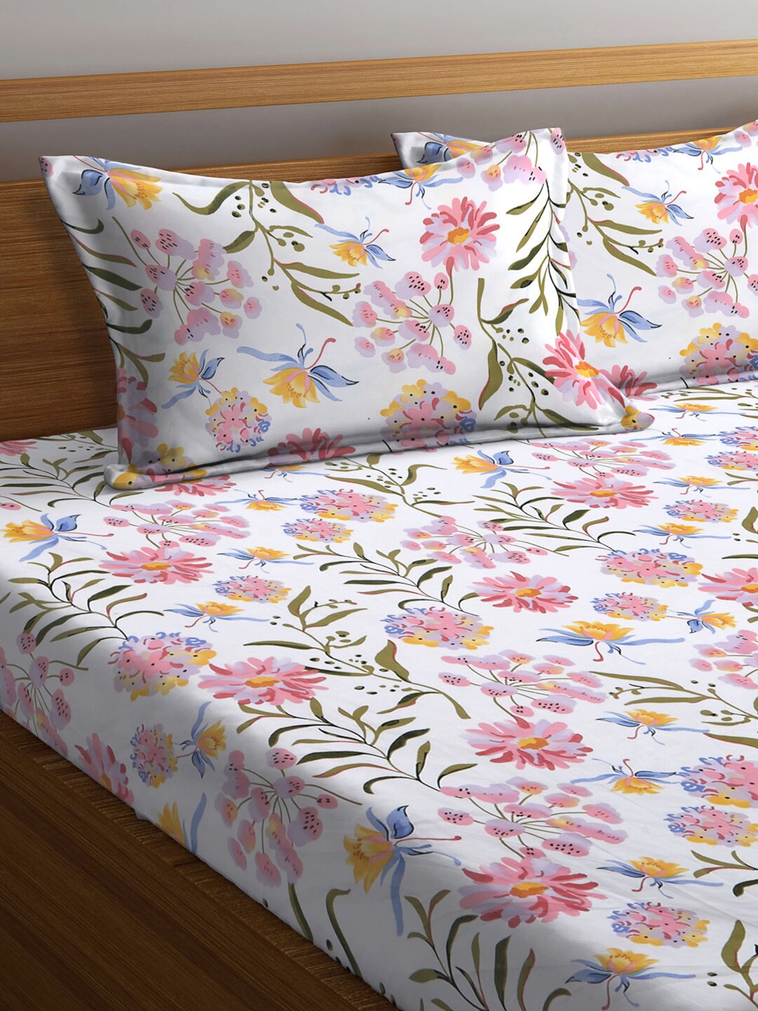 KLOTTHE Floral 300 TC Fitted Super King Bedsheet with 2 Pillow Covers - Swadesiicart
