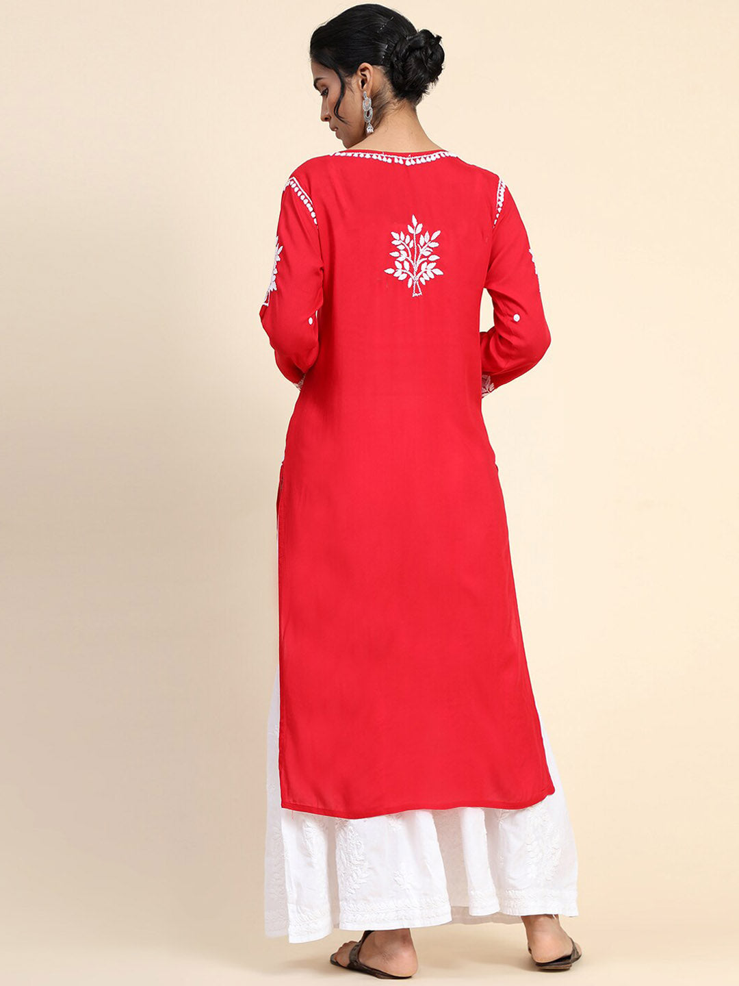 HOUSE OF KARI Women Embroidered Chikankari Cotton Kurta | Swadesiicart