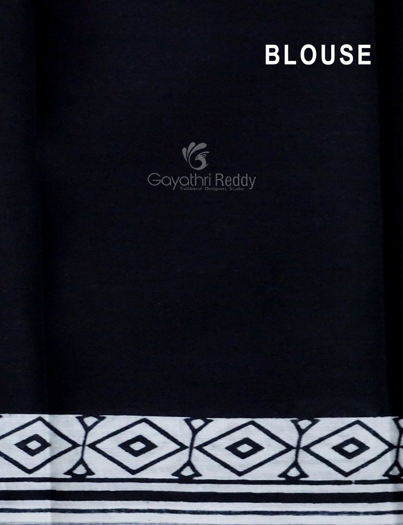 White And Black Combo Block Print Pure Mulmul Cotton Saree By Gayathri Reddy Designer Studio | Swadesiicart