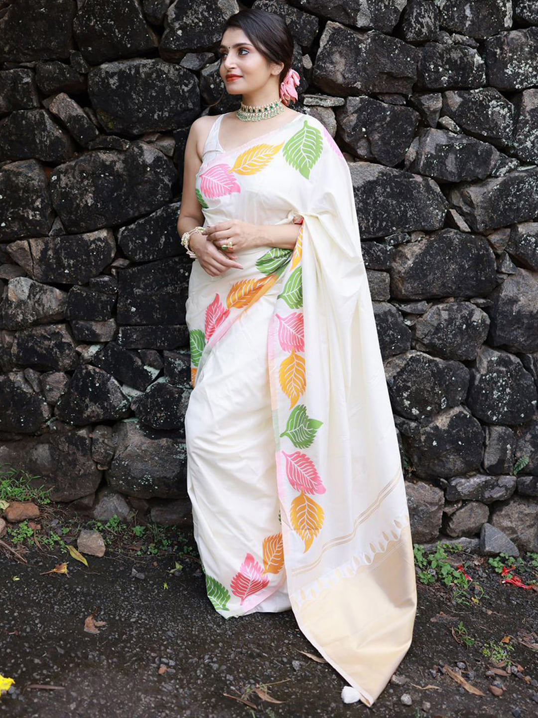 Mitera Floral Printed Zari Banarasi Saree | Swadesiicart
