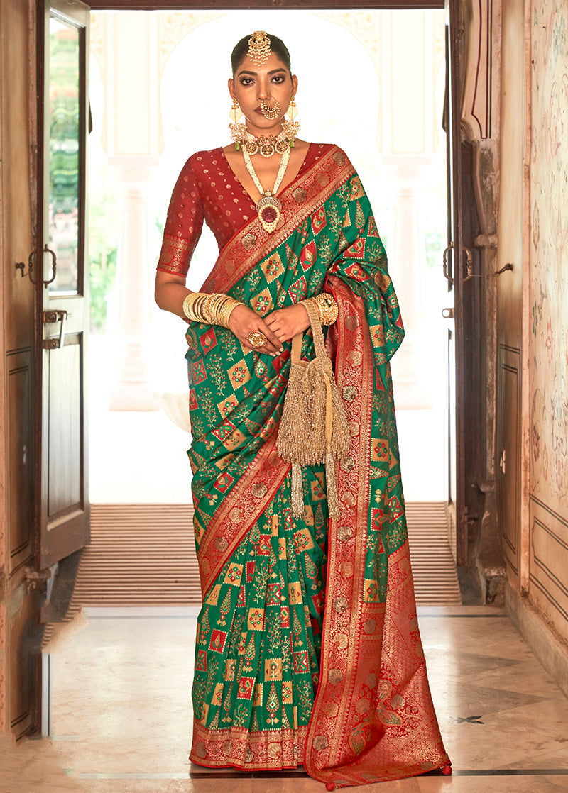 Monjolika Fashion Green Weaving Banarasi Silk Contemporary Saree | Swadesiicart