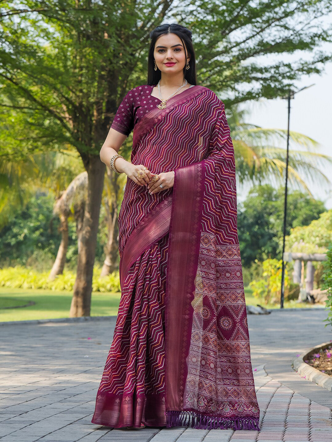 Tikhi Imli Leheriya Printed Zari Ready to Wear Saree | Swadesiicart