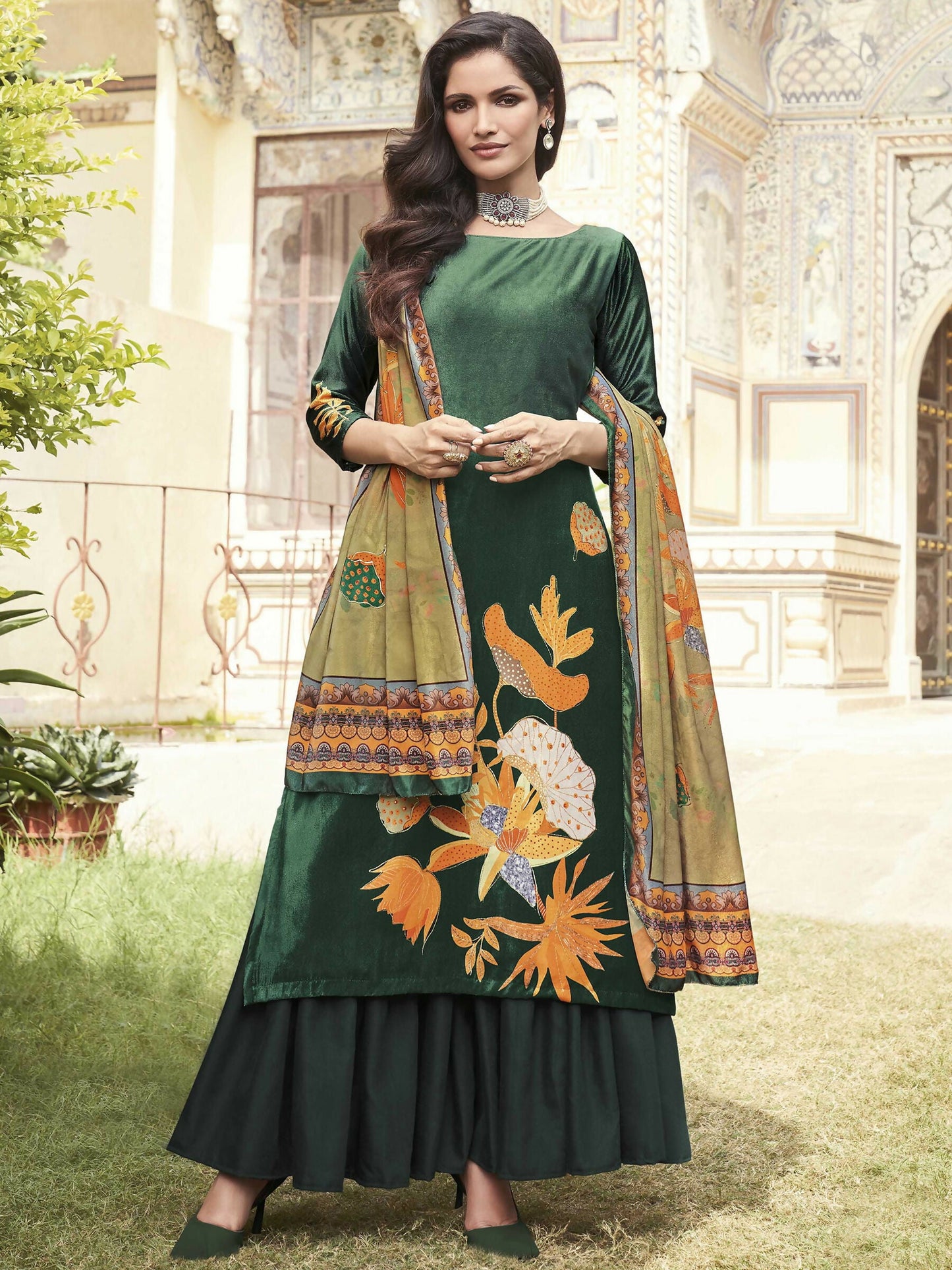 Jyoti Fashion Women's Green Velvet Floral Digital Printed Kurta with Trouser & Dupatta | Swadesiicart