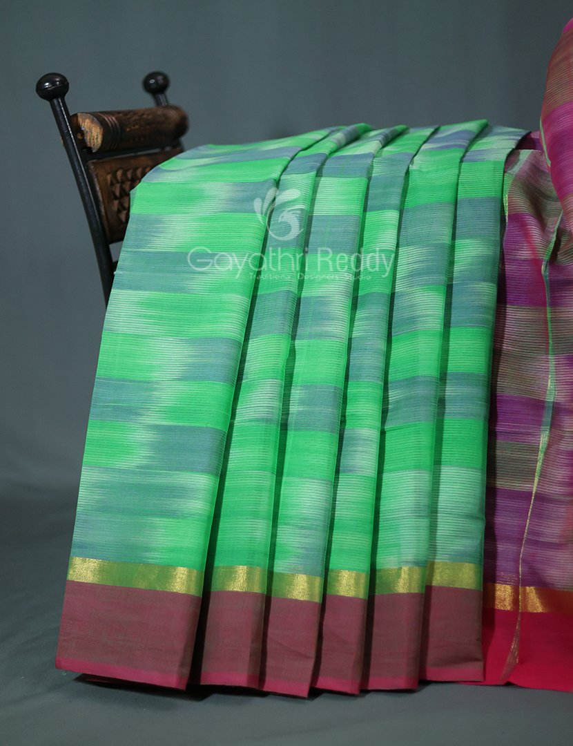 Dual Shades of Sea Green And Maroon Mangalagiri Ikkat Cotton Saree By Gayathri Reddy Designer Studio | Swadesiicart