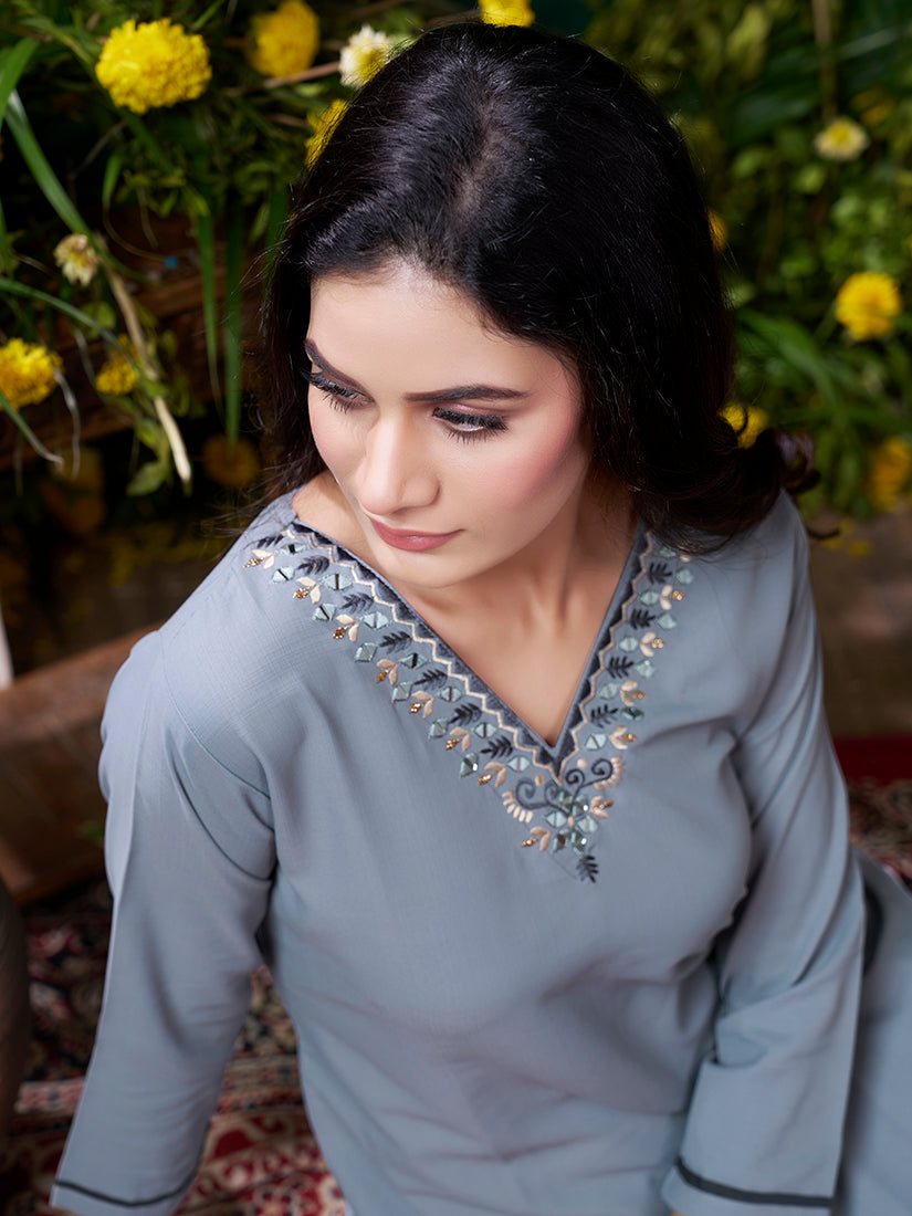 Monjolika Fashion Grey Maaza Cotton Hand Work With Pocket Casual Kurti - Swadesiicart