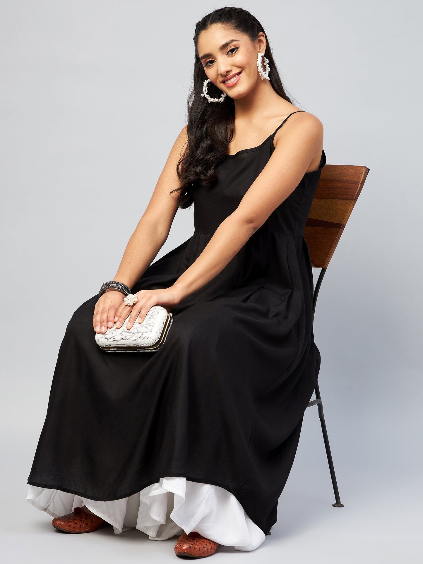 InWeave Women's Solid Black Strappy Kurta - Swadesiicart