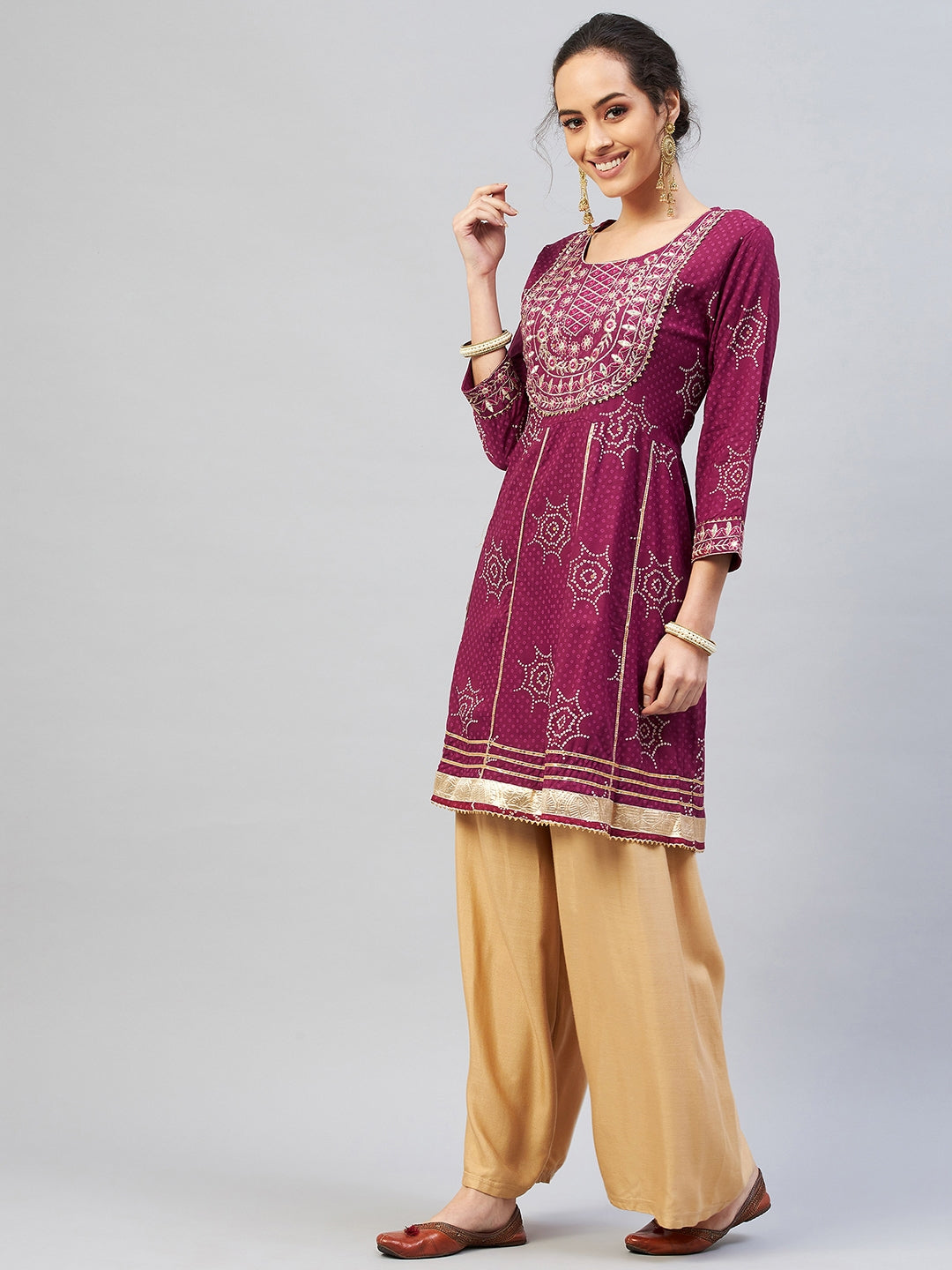 InWeave Women's Wine Gota Mirror Kurta - Swadesiicart
