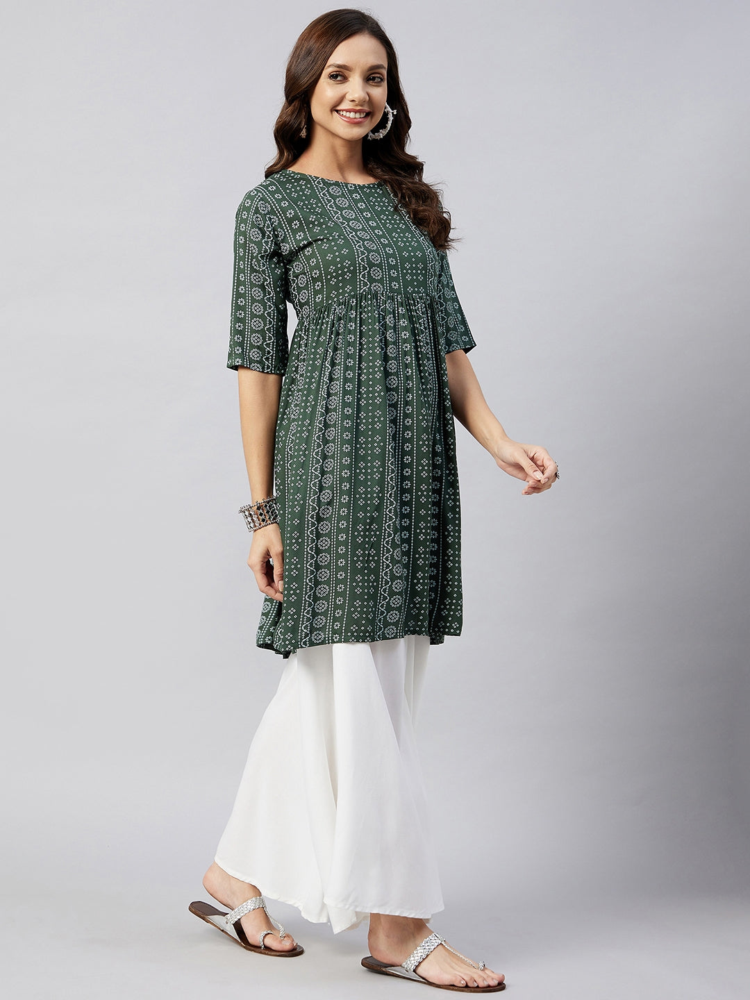InWeave Women's Green Bandhani Shrot Anarkali Kurta - Swadesiicart