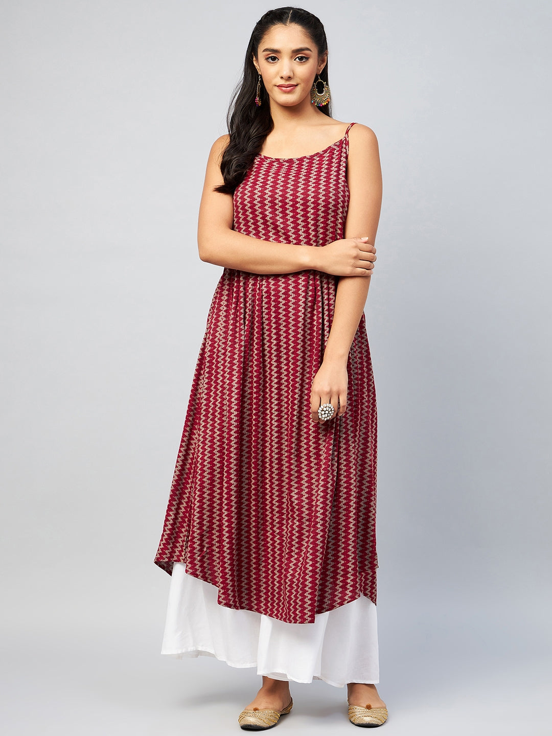 InWeave Women's Maroon Zig Zag Print Strappy Kurta - Swadesiicart