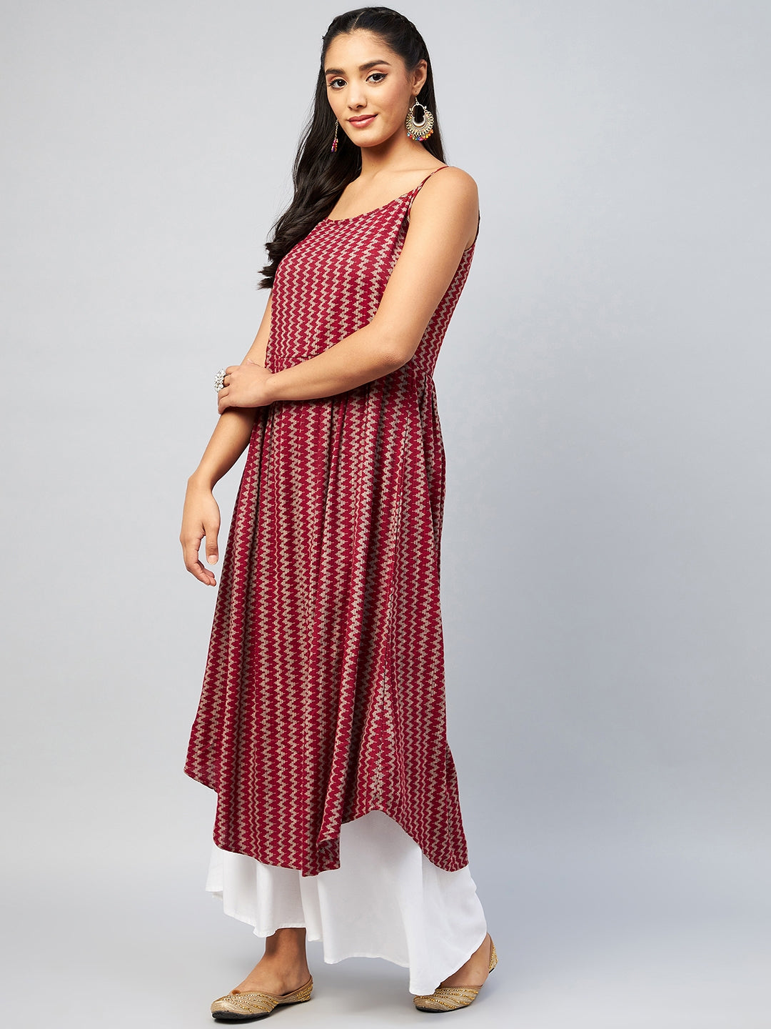 InWeave Women's Maroon Zig Zag Print Strappy Kurta - Swadesiicart
