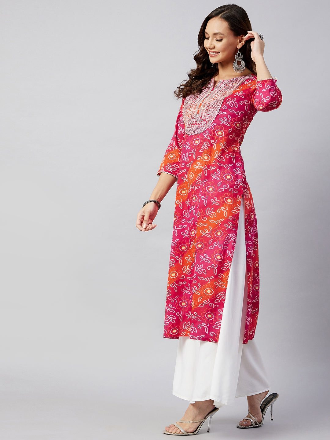 InWeave Women's Pink Orange Shaded Work Straight Kurta - Swadesiicart