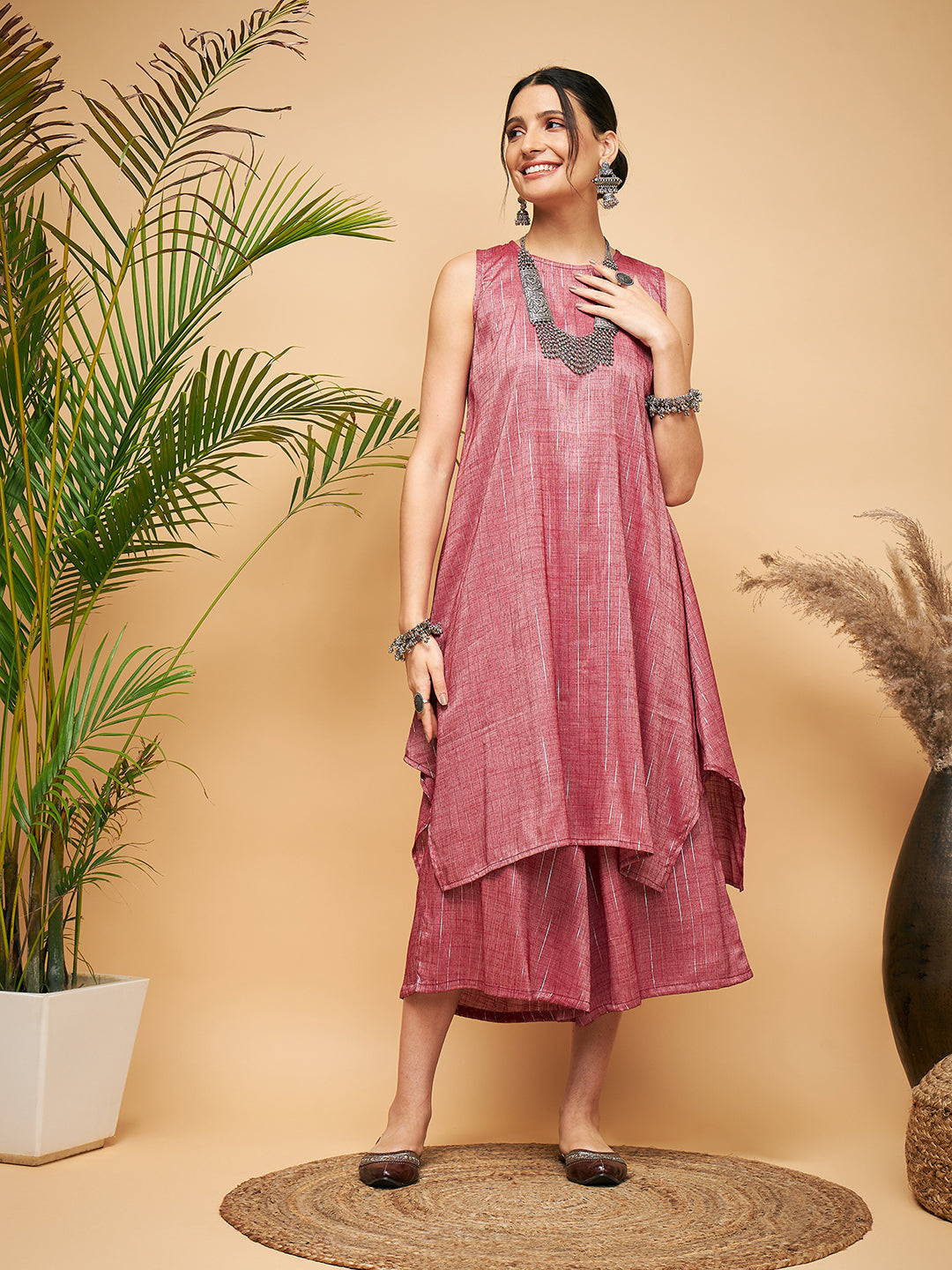 InWeave Wine Lurex Short Kurta - Swadesiicart