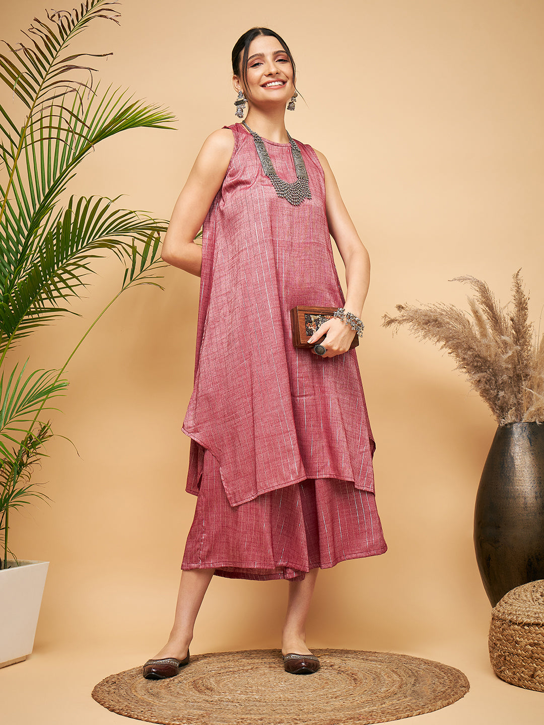 InWeave Wine Lurex Short Kurta - Swadesiicart