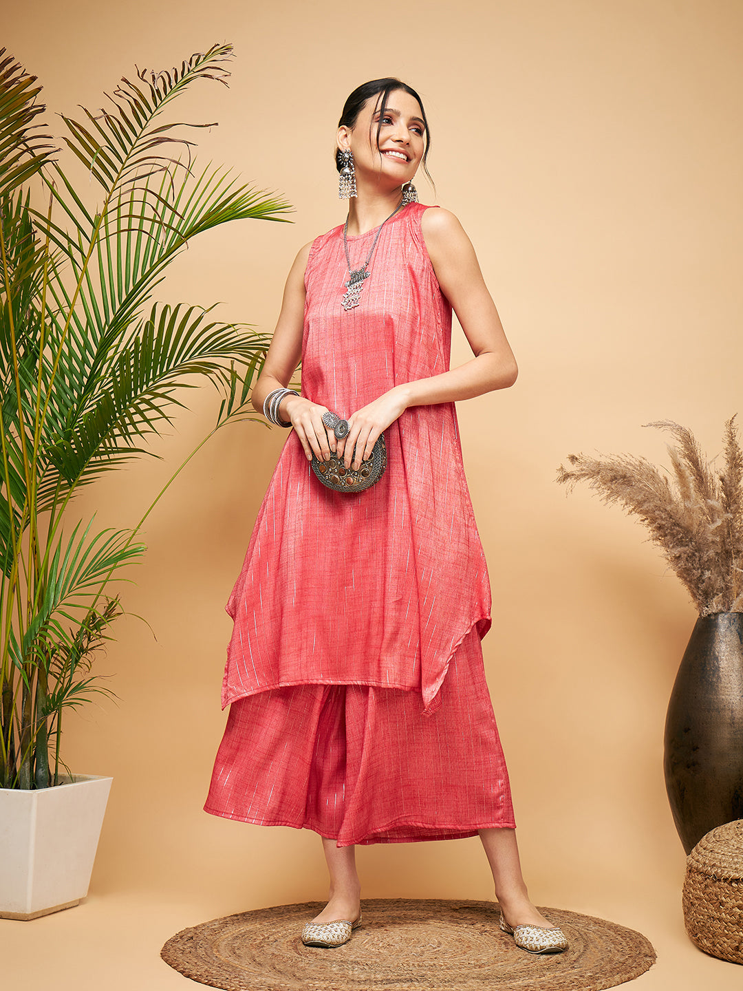 InWeave Red Lurex Short Kurta - Swadesiicart