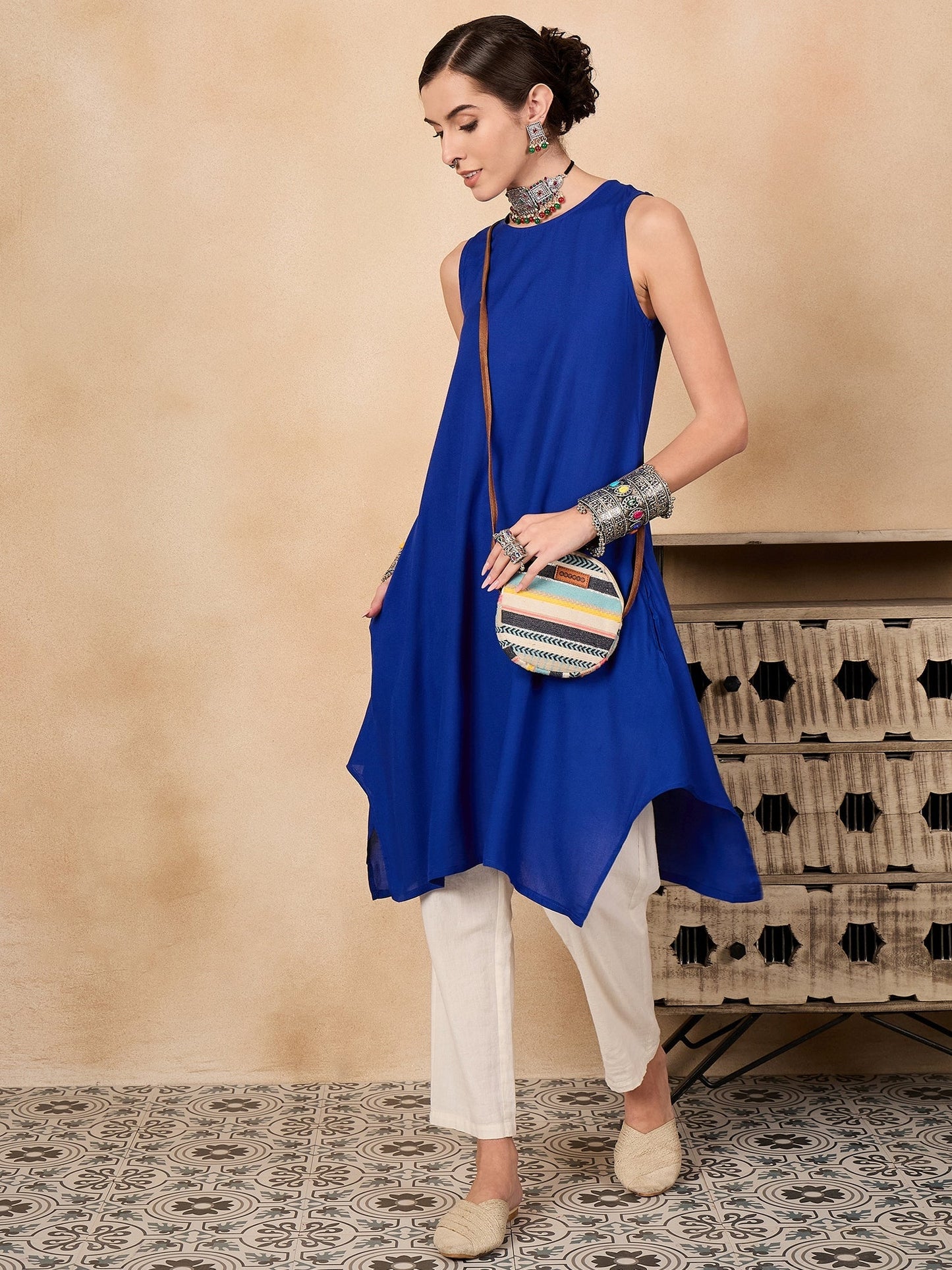 InWeave Ink Blue Short Kurta - Swadesiicart
