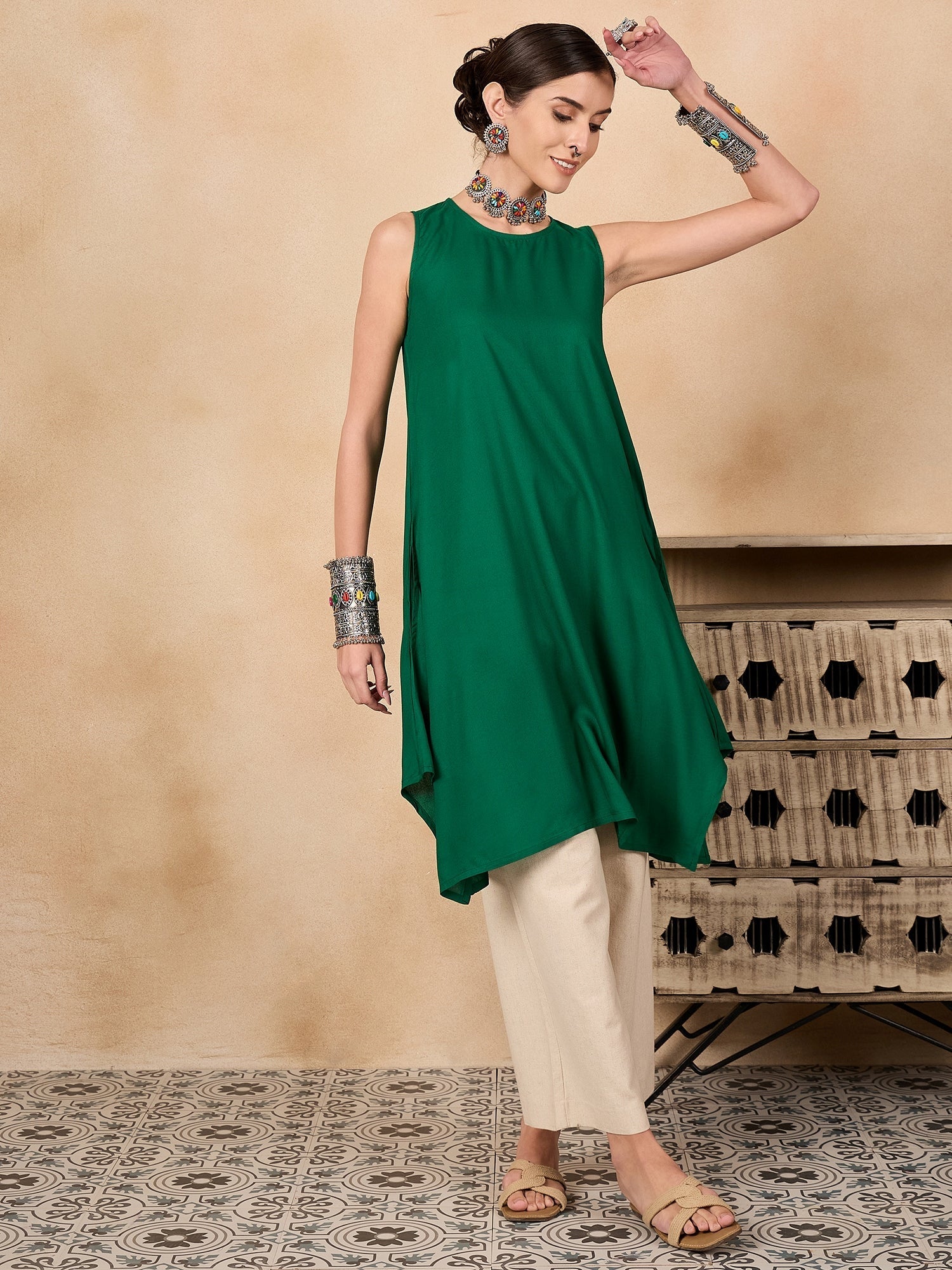 InWeave Forest Green Short Kurta - Swadesiicart